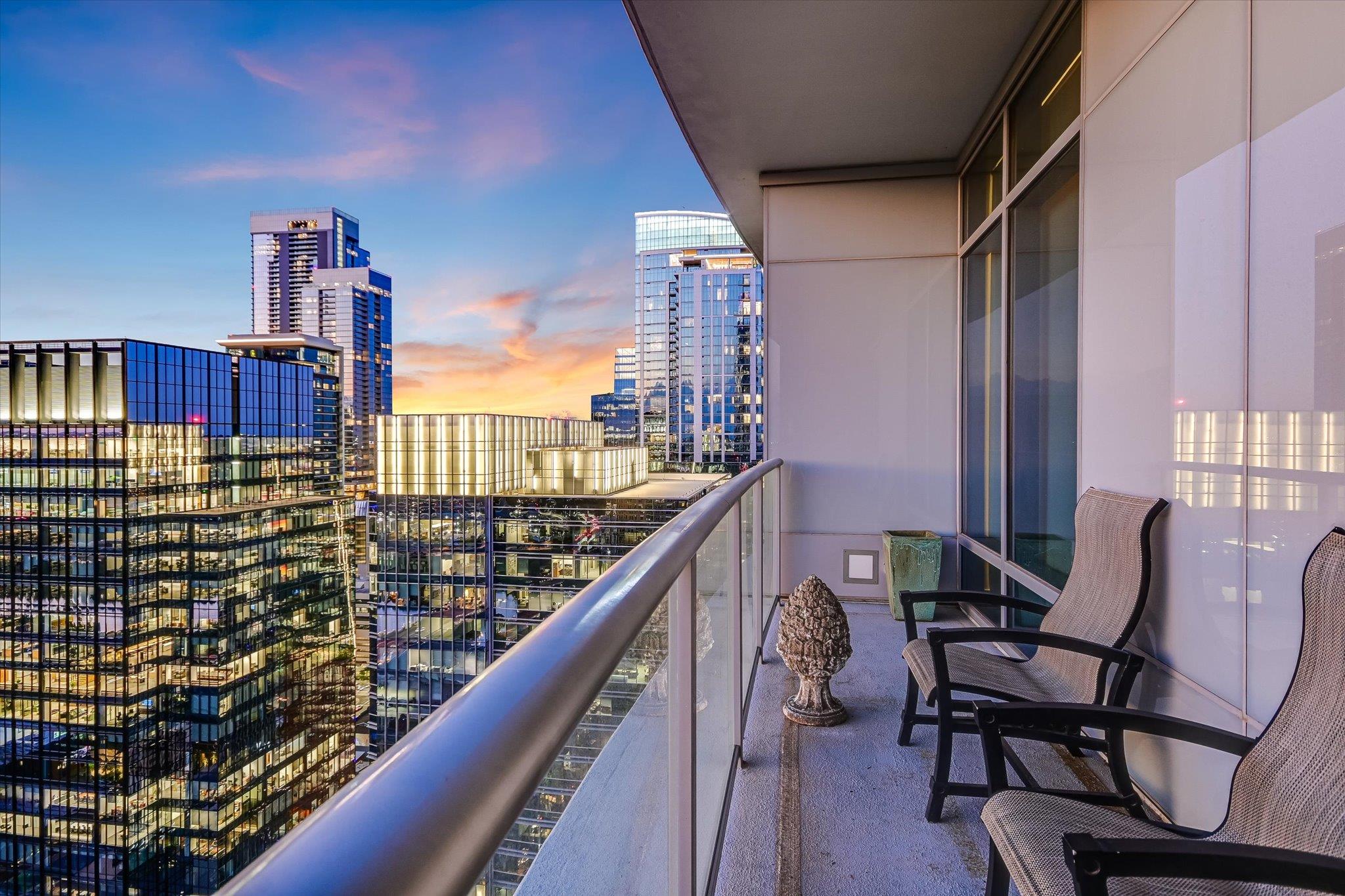 200 Congress Ave # 35AC, Austin, TX 78701