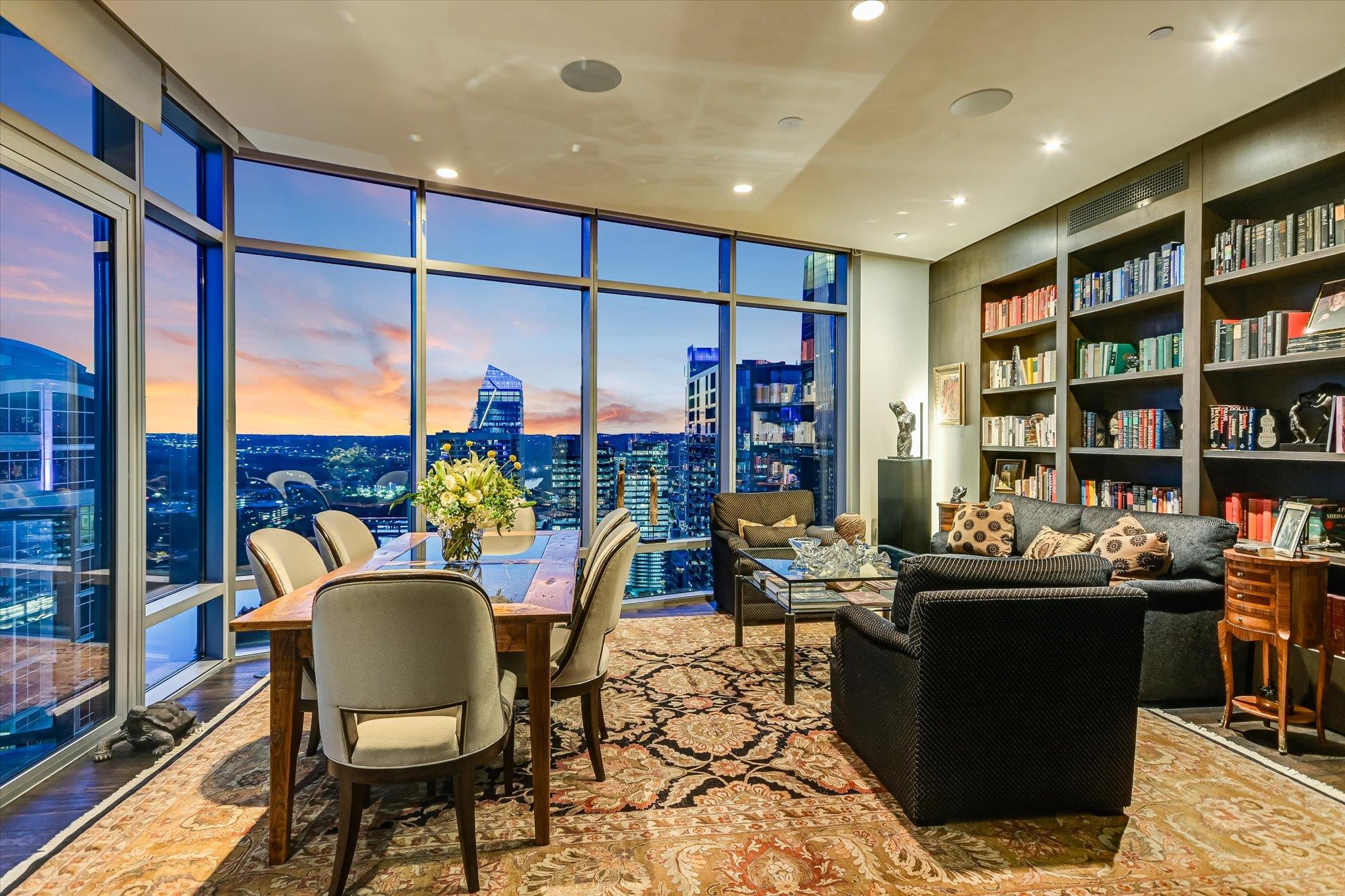 200 Congress Ave # 35AC, Austin, TX 78701