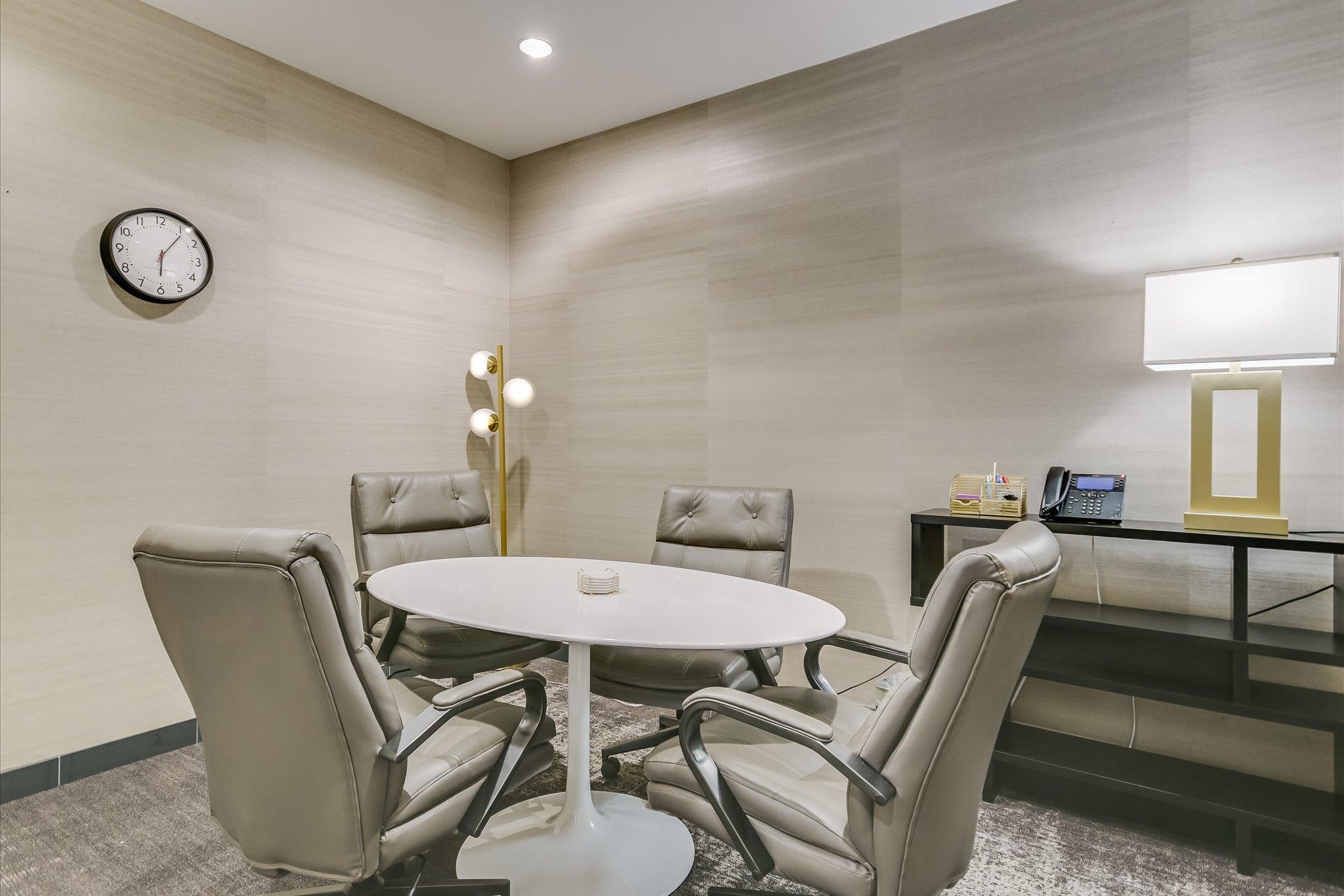 200 Congress Ave # 35AC, Austin, TX 78701