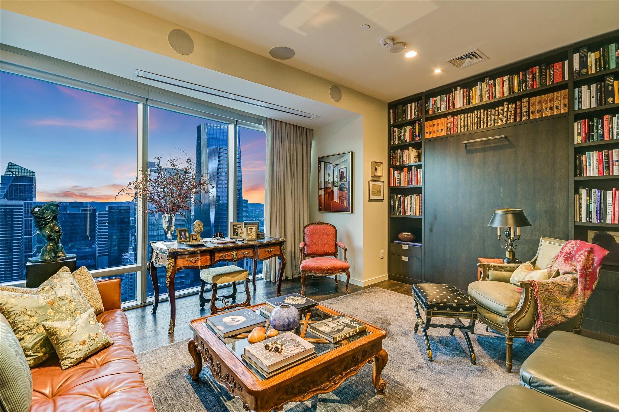 200 Congress Ave # 35AC, Austin, TX 78701