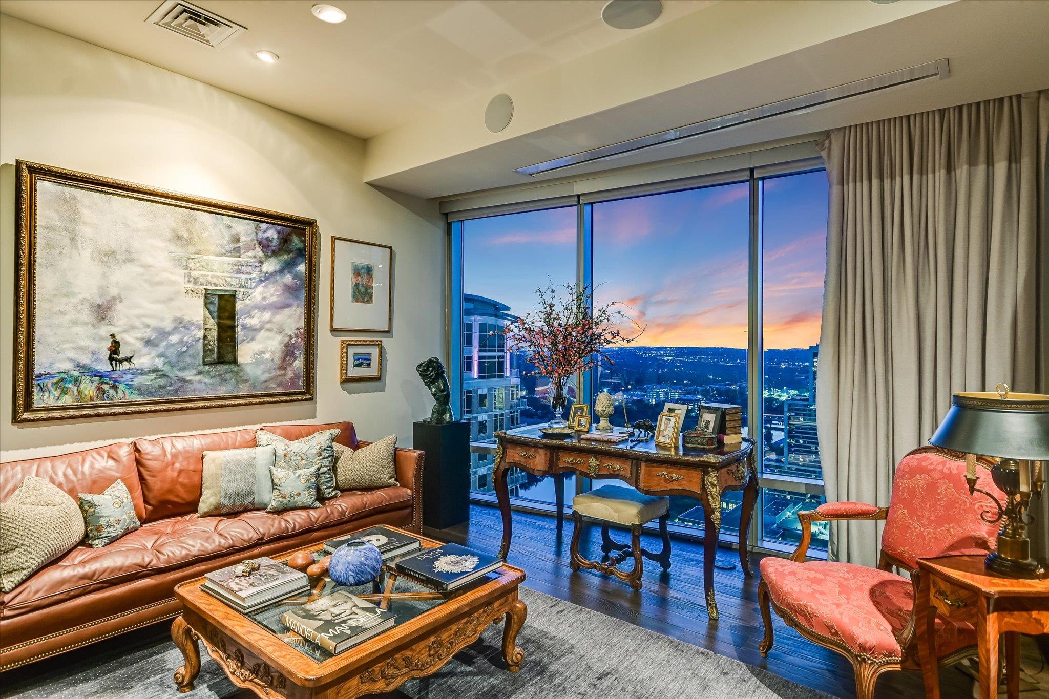 200 Congress Ave # 35AC, Austin, TX 78701