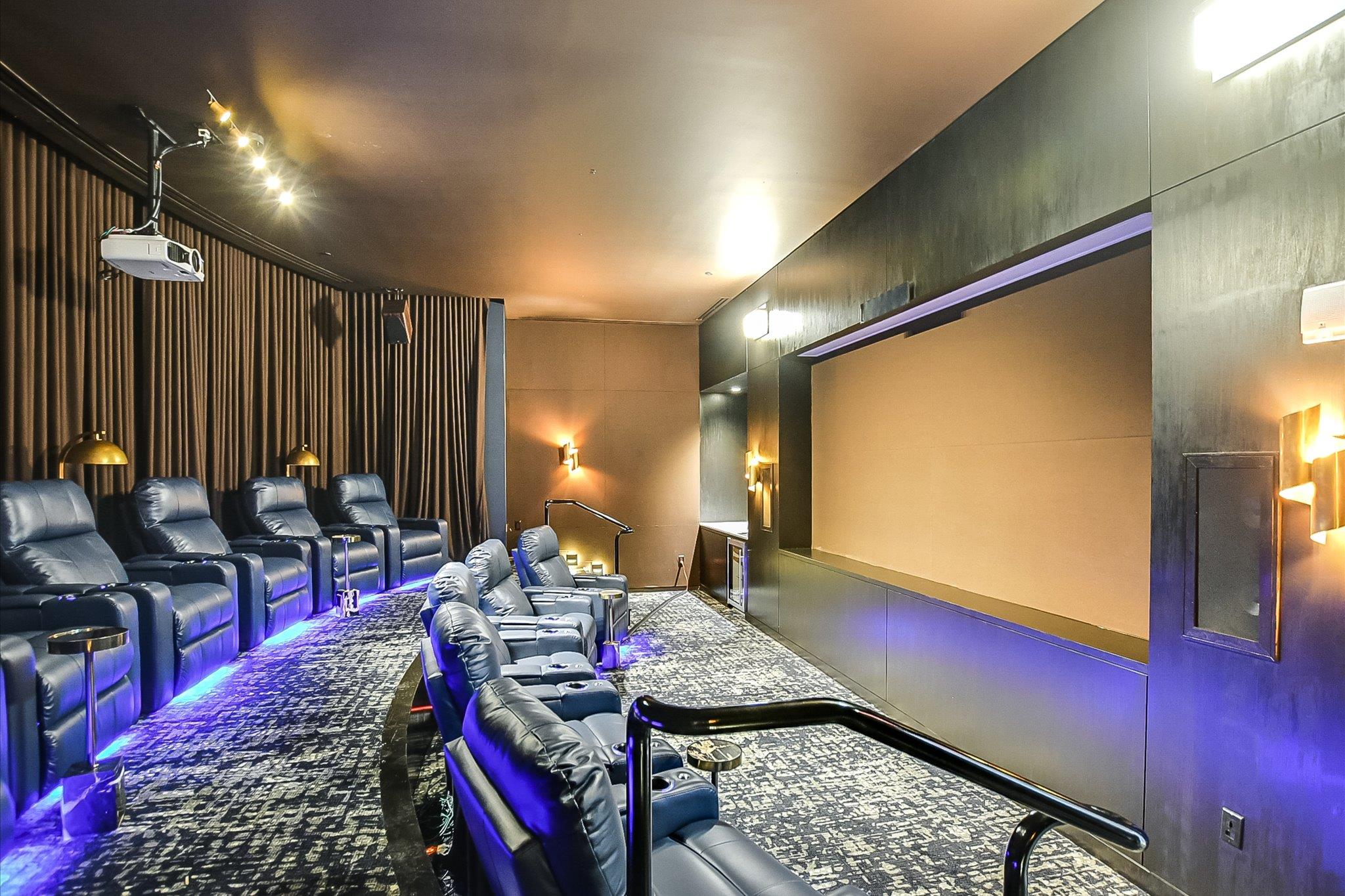 200 Congress Ave # 35AC, Austin, TX 78701