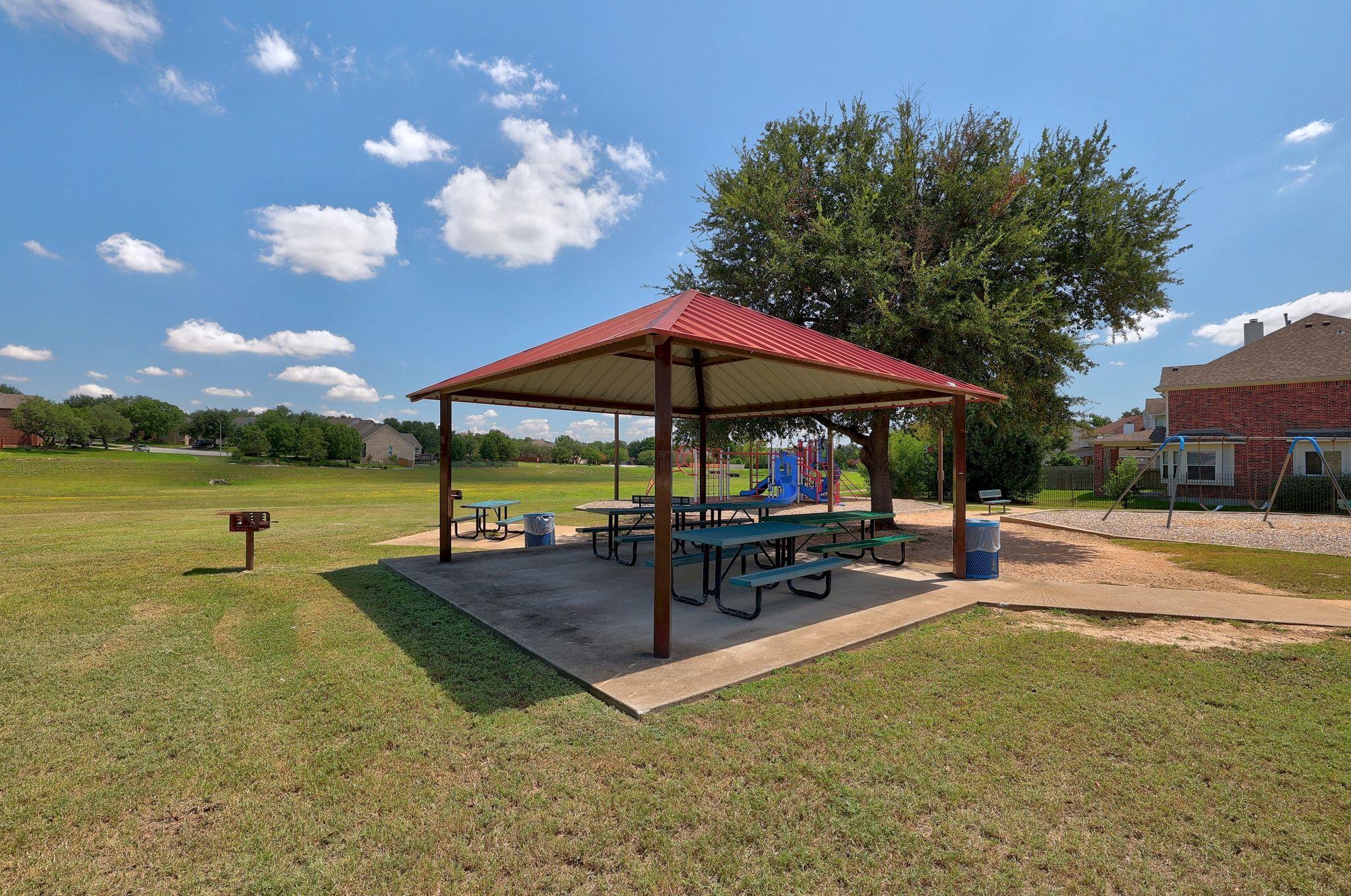 112 S Lynnwood Trl, Cedar Park, TX 78613