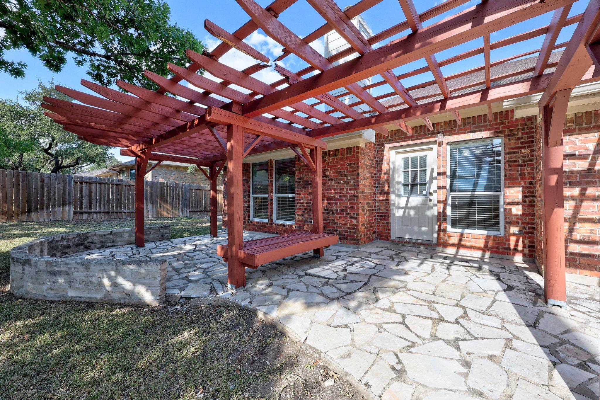 112 S Lynnwood Trl, Cedar Park, TX 78613