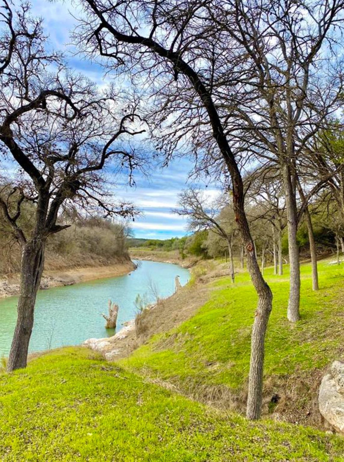1761 Paradise Pkwy, Canyon Lake, TX 78133