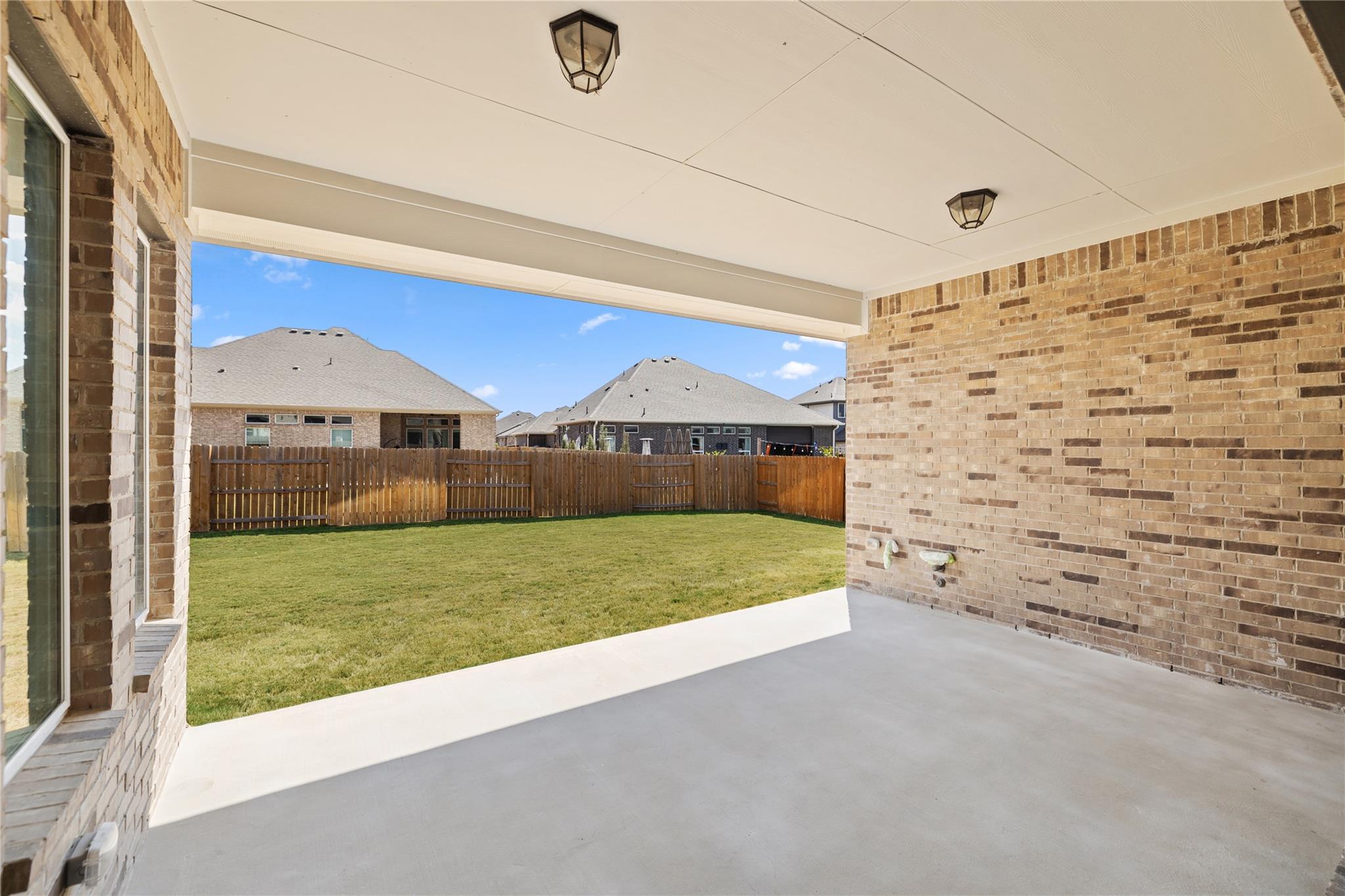 2116 Mar Vista Ln, Leander, TX 78641