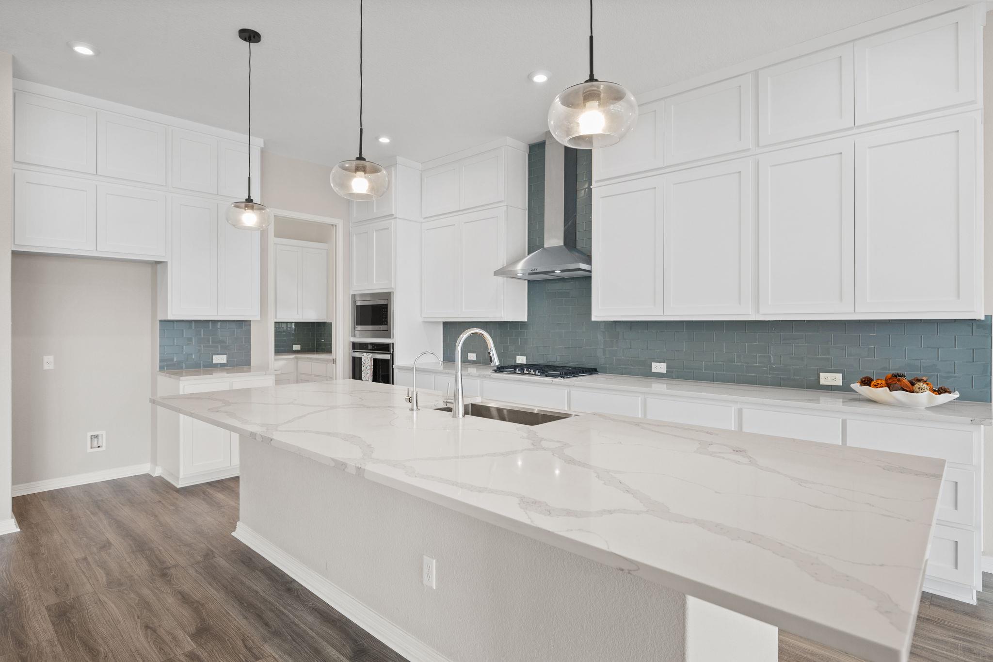 2116 Mar Vista Ln, Leander, TX 78641