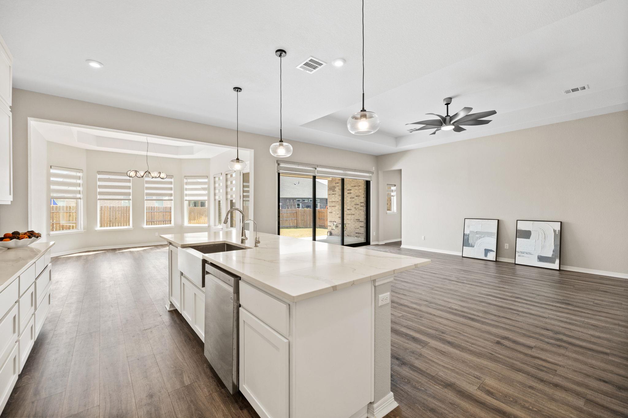 2116 Mar Vista Ln, Leander, TX 78641