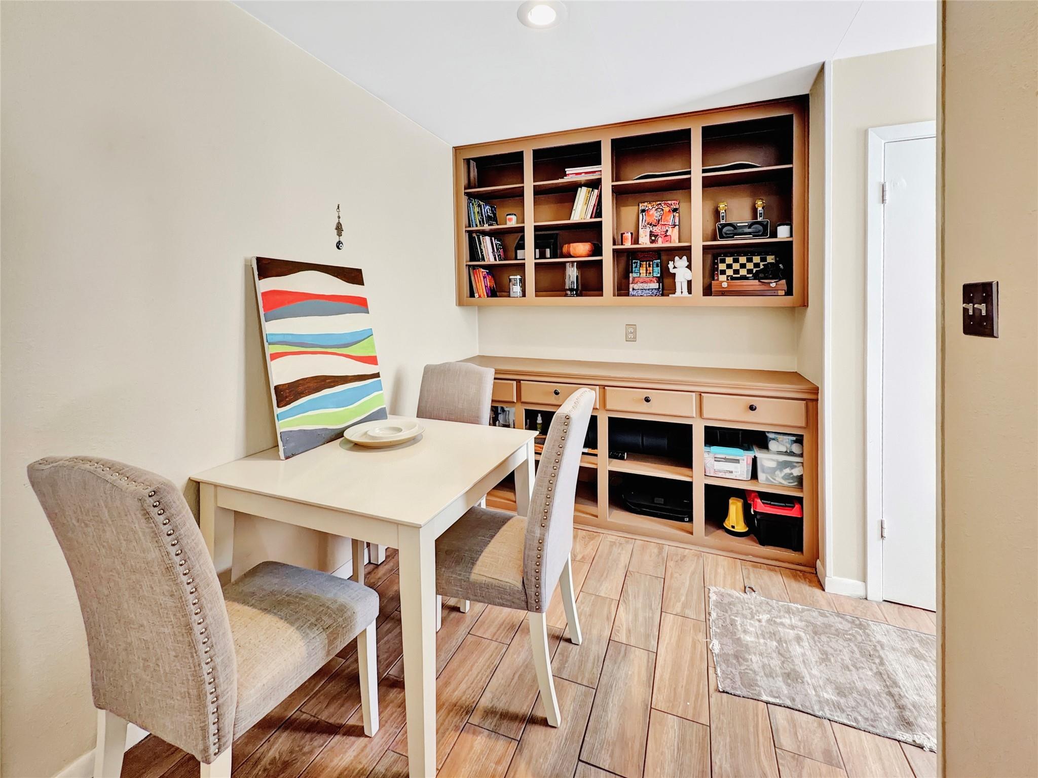 6903 Deatonhill Dr # 22, Austin, TX 78745