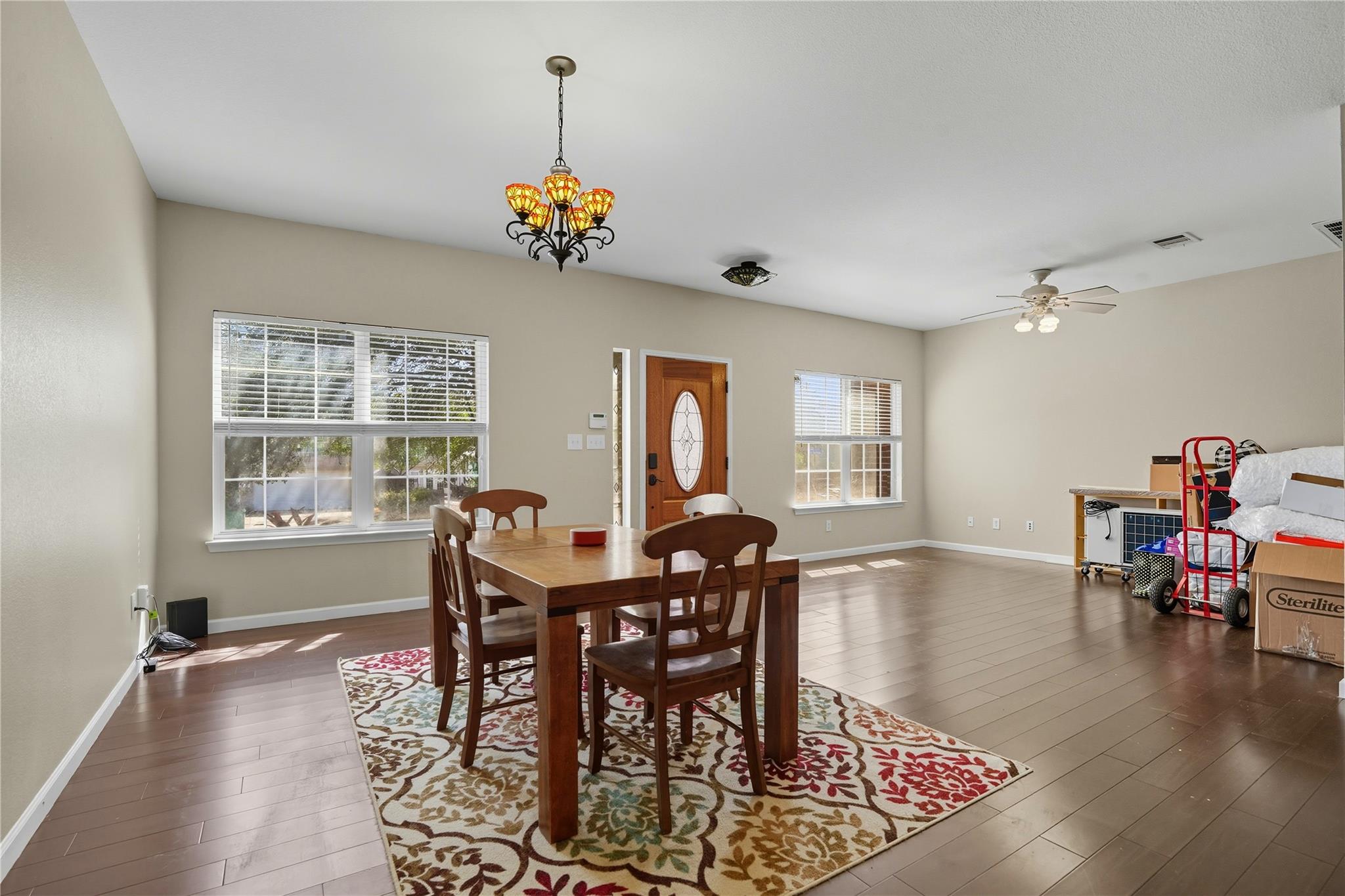 402 Red Tailed Hawk Dr, Pflugerville, TX 78660