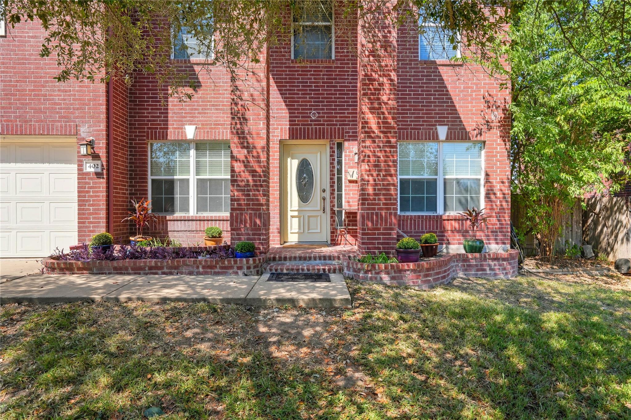 402 Red Tailed Hawk Dr, Pflugerville, TX 78660