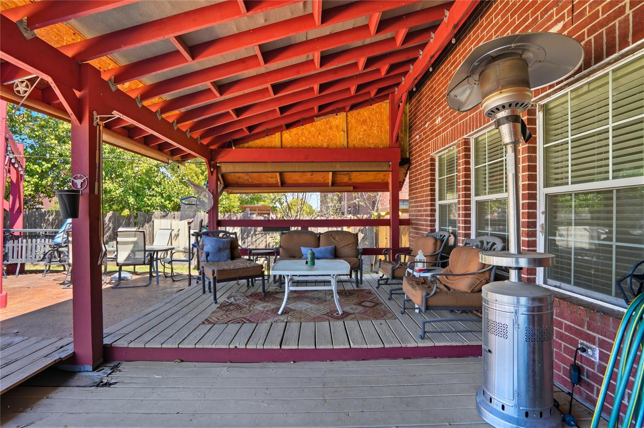 402 Red Tailed Hawk Dr, Pflugerville, TX 78660