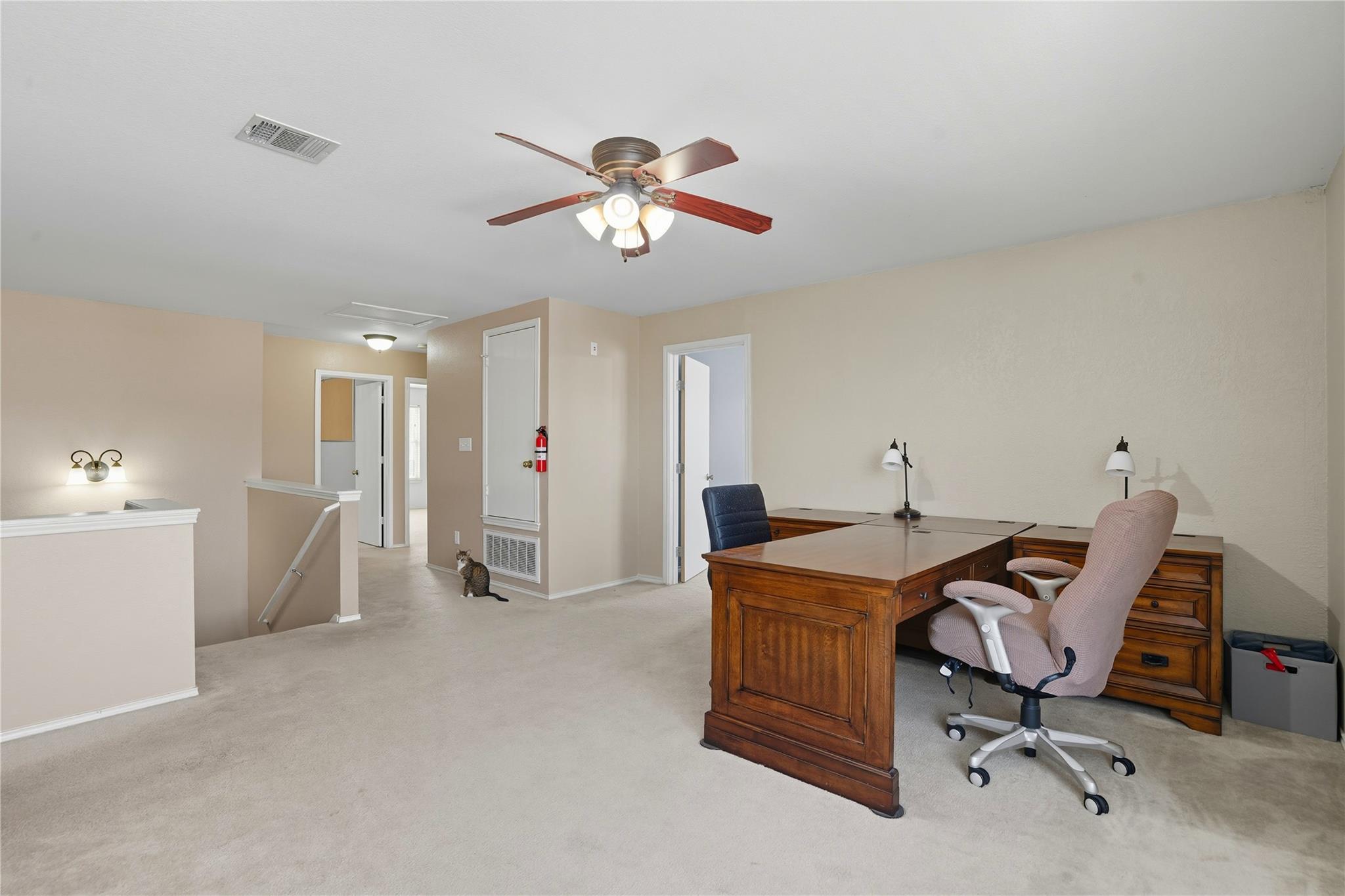 402 Red Tailed Hawk Dr, Pflugerville, TX 78660