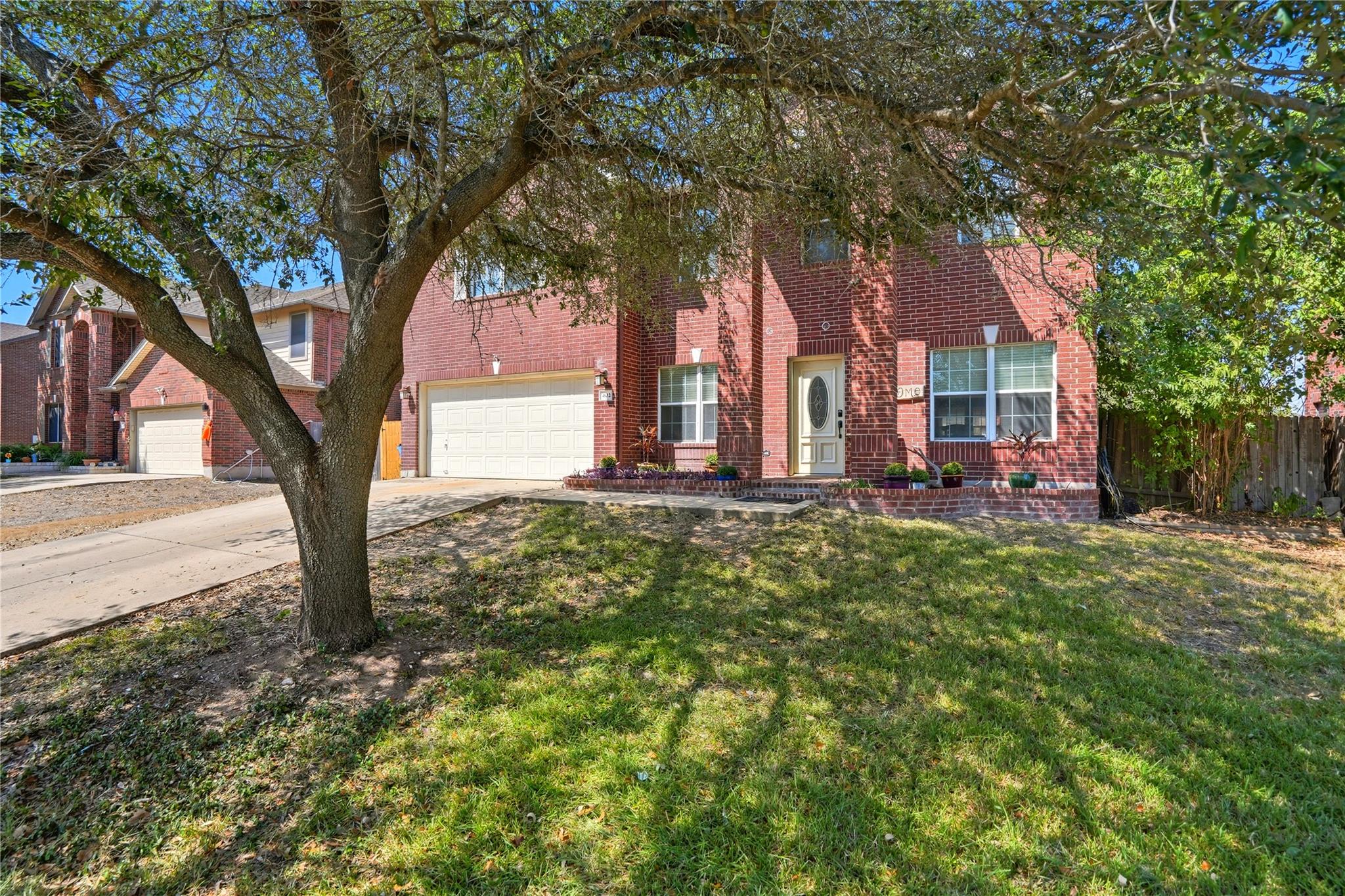 402 Red Tailed Hawk Dr, Pflugerville, TX 78660