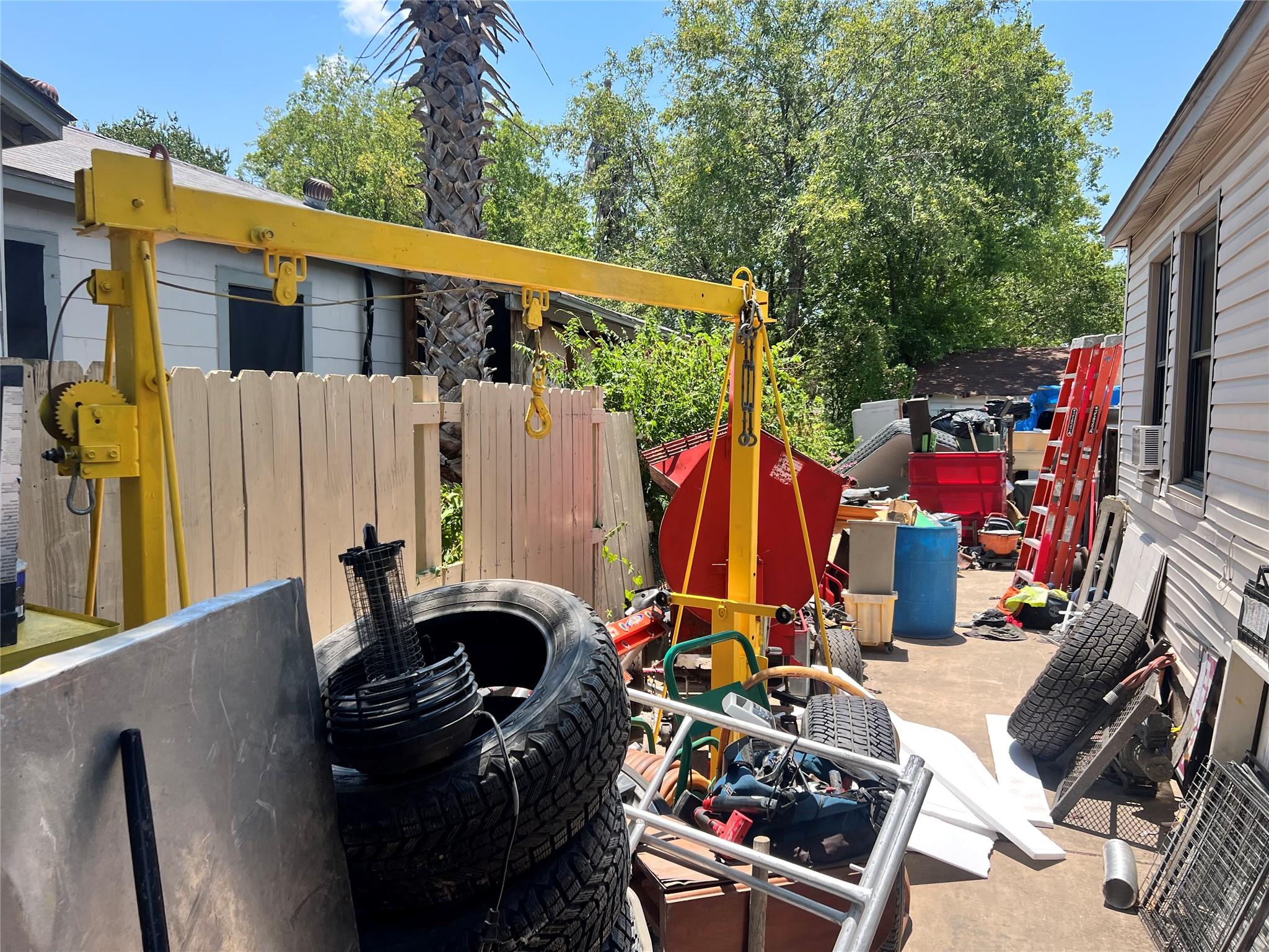 306 Burcham Ave, San Antonio, TX 78221