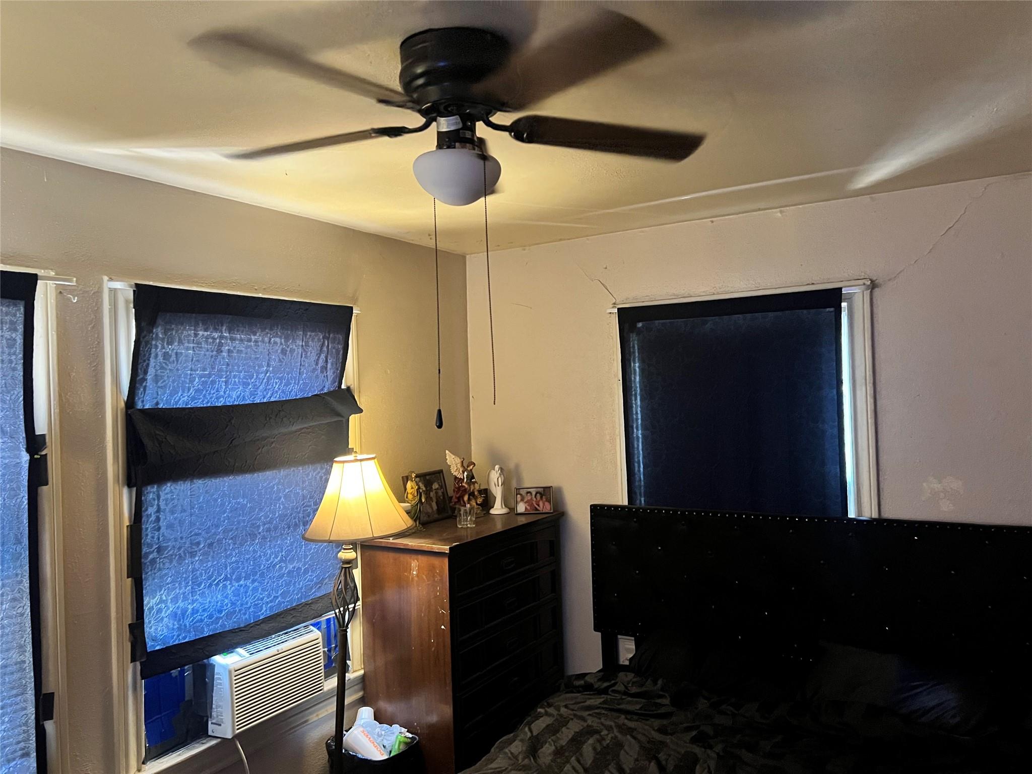 306 Burcham Ave, San Antonio, TX 78221