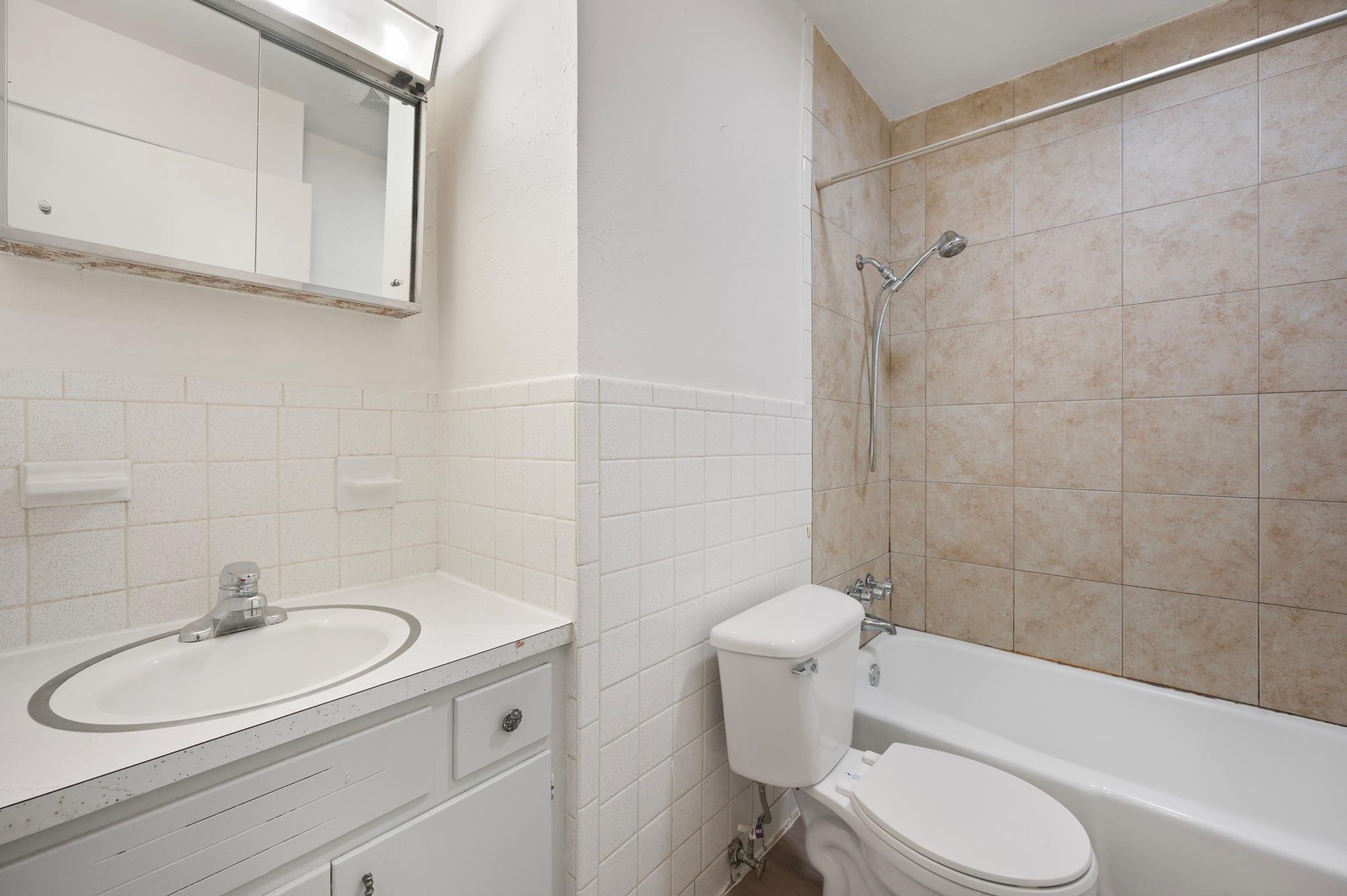 1815 Ohlen Rd # A, Austin, TX 78757