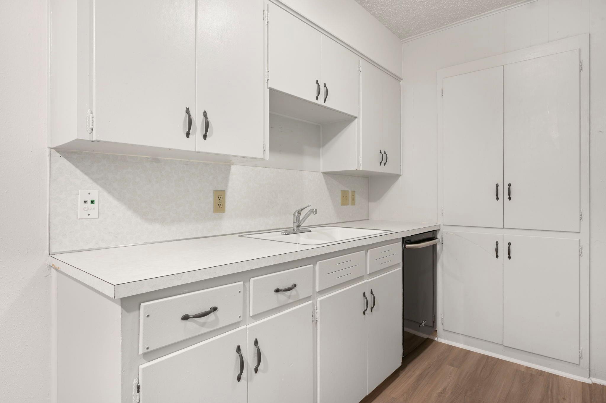 1815 Ohlen Rd # A, Austin, TX 78757