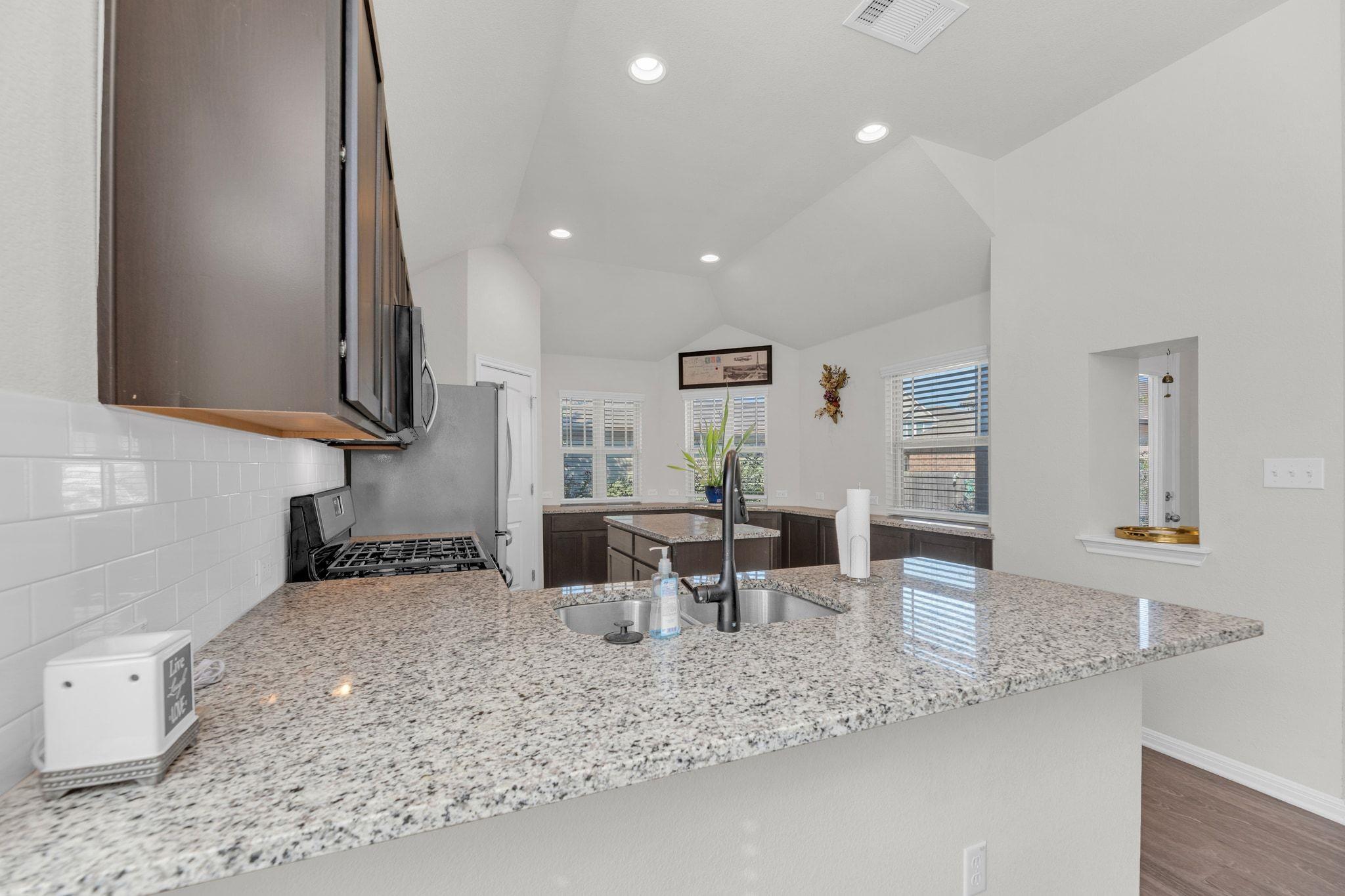 17913 Lungo St, Pflugerville, TX 78660