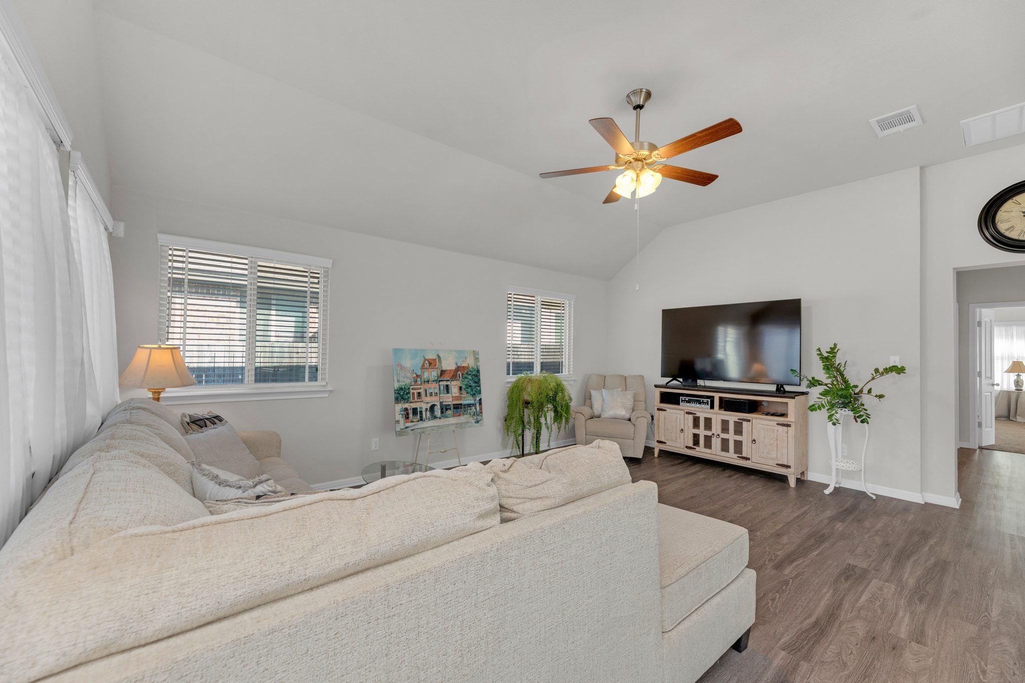 17913 Lungo St, Pflugerville, TX 78660