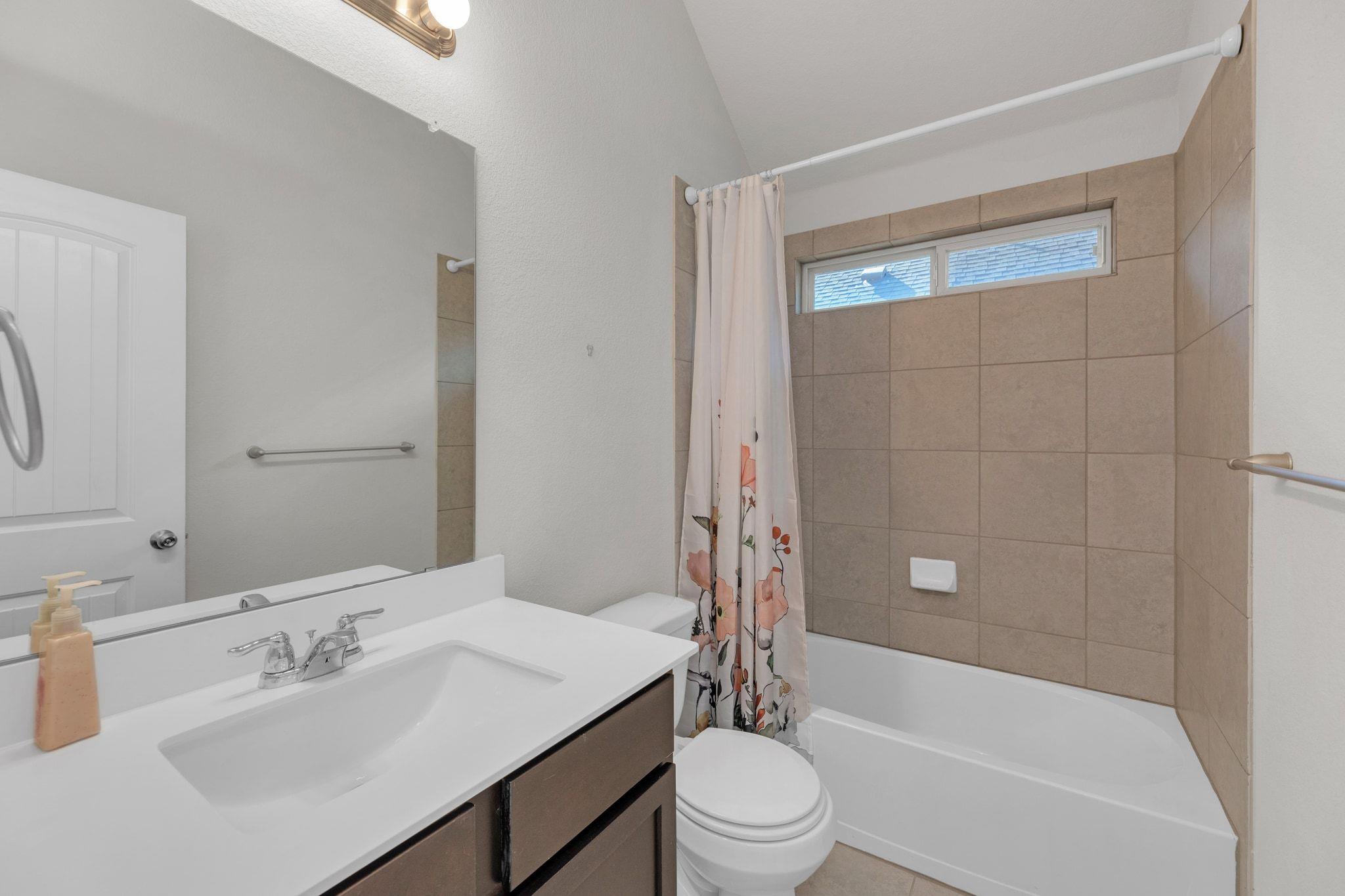 17913 Lungo St, Pflugerville, TX 78660