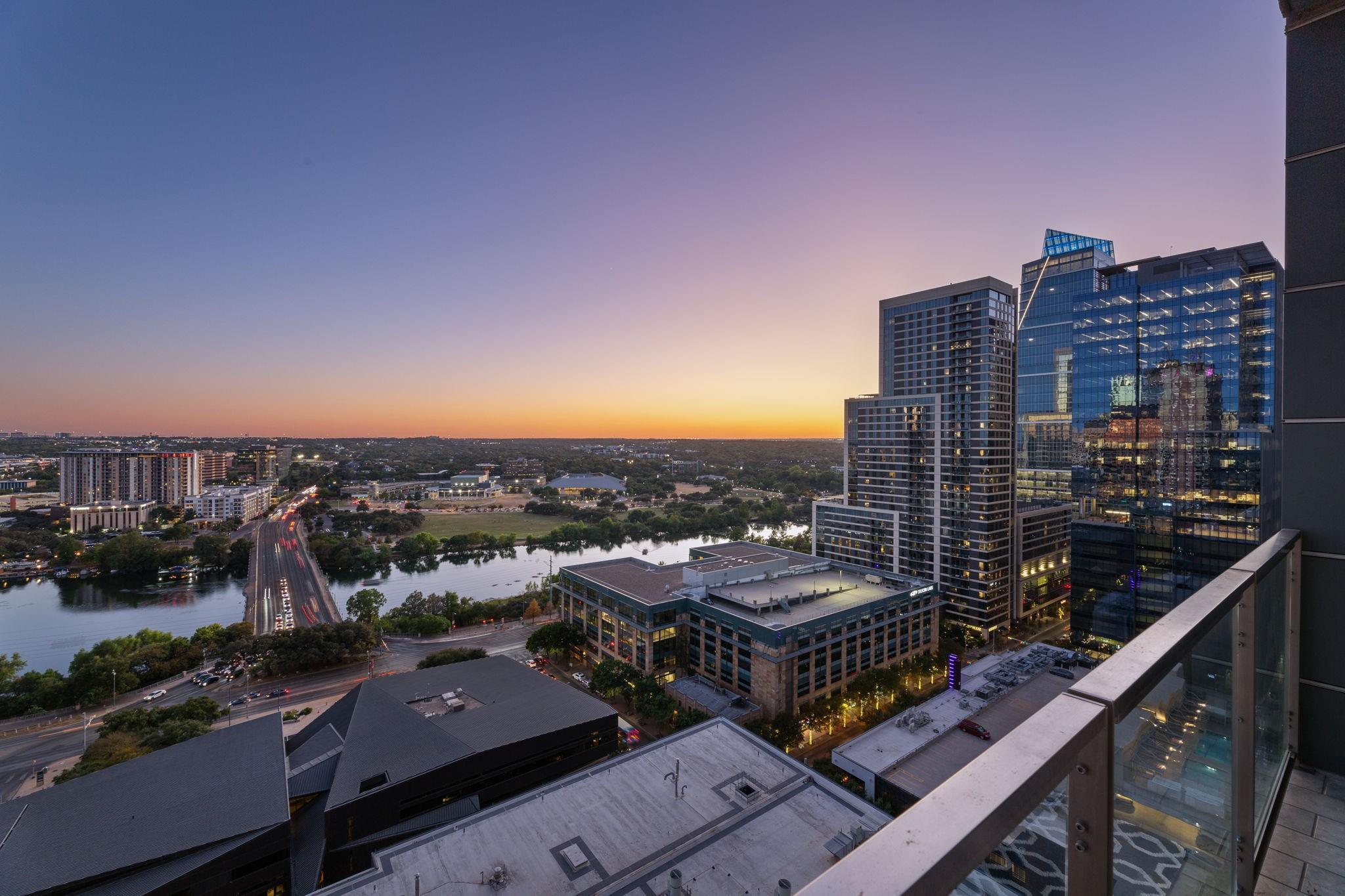 210 Lavaca St # 1902, Austin, TX 78701