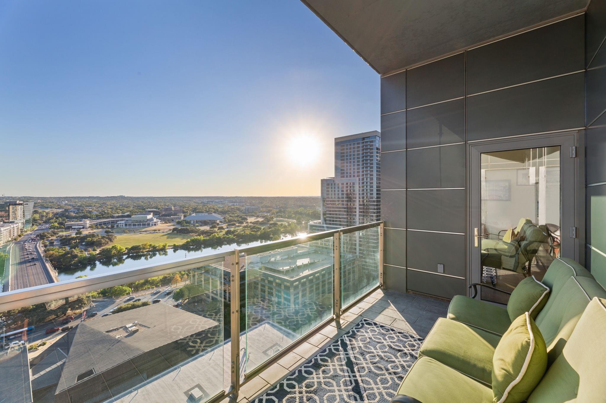 210 Lavaca St # 1902, Austin, TX 78701
