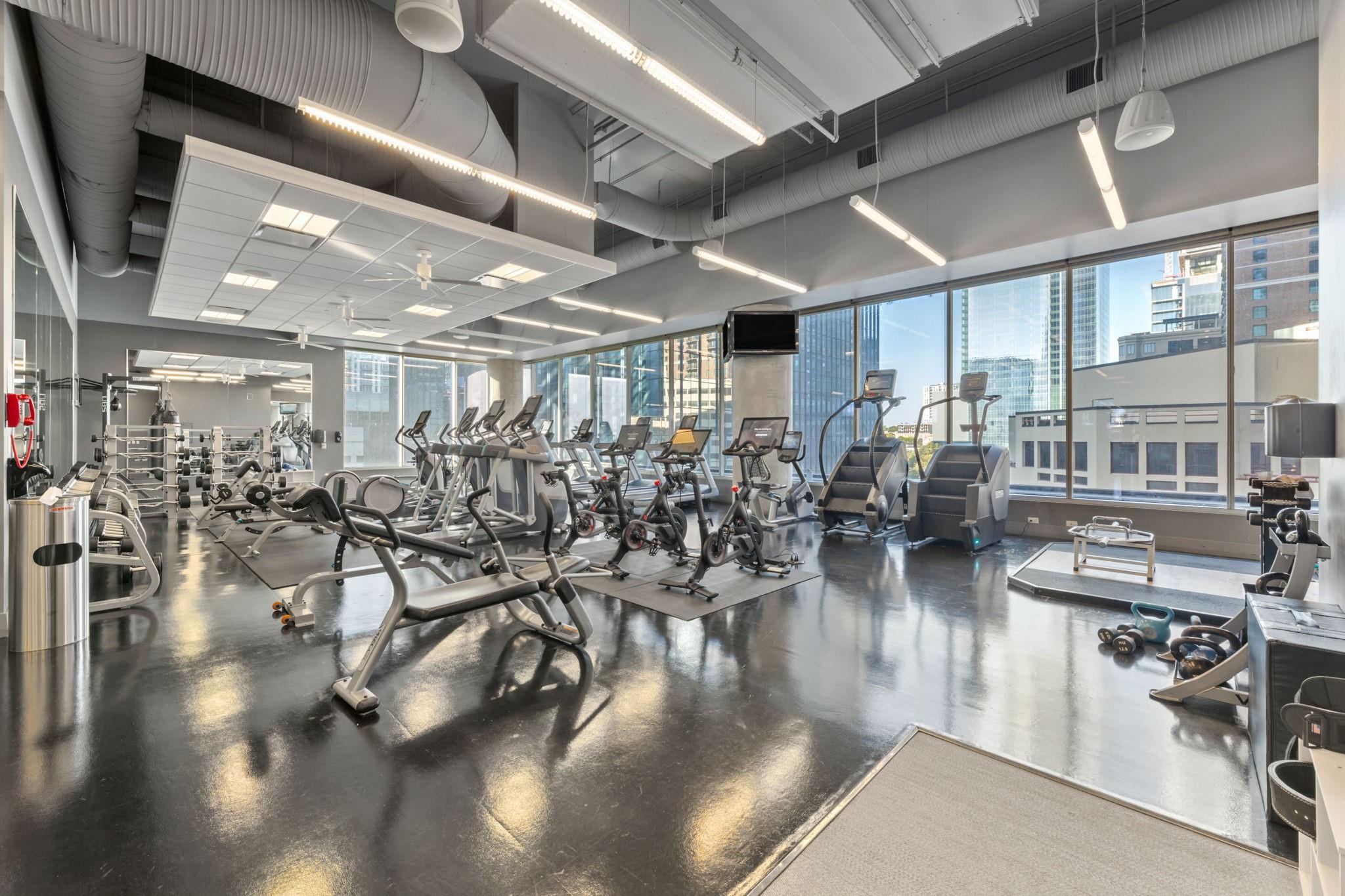 210 Lavaca St # 1902, Austin, TX 78701