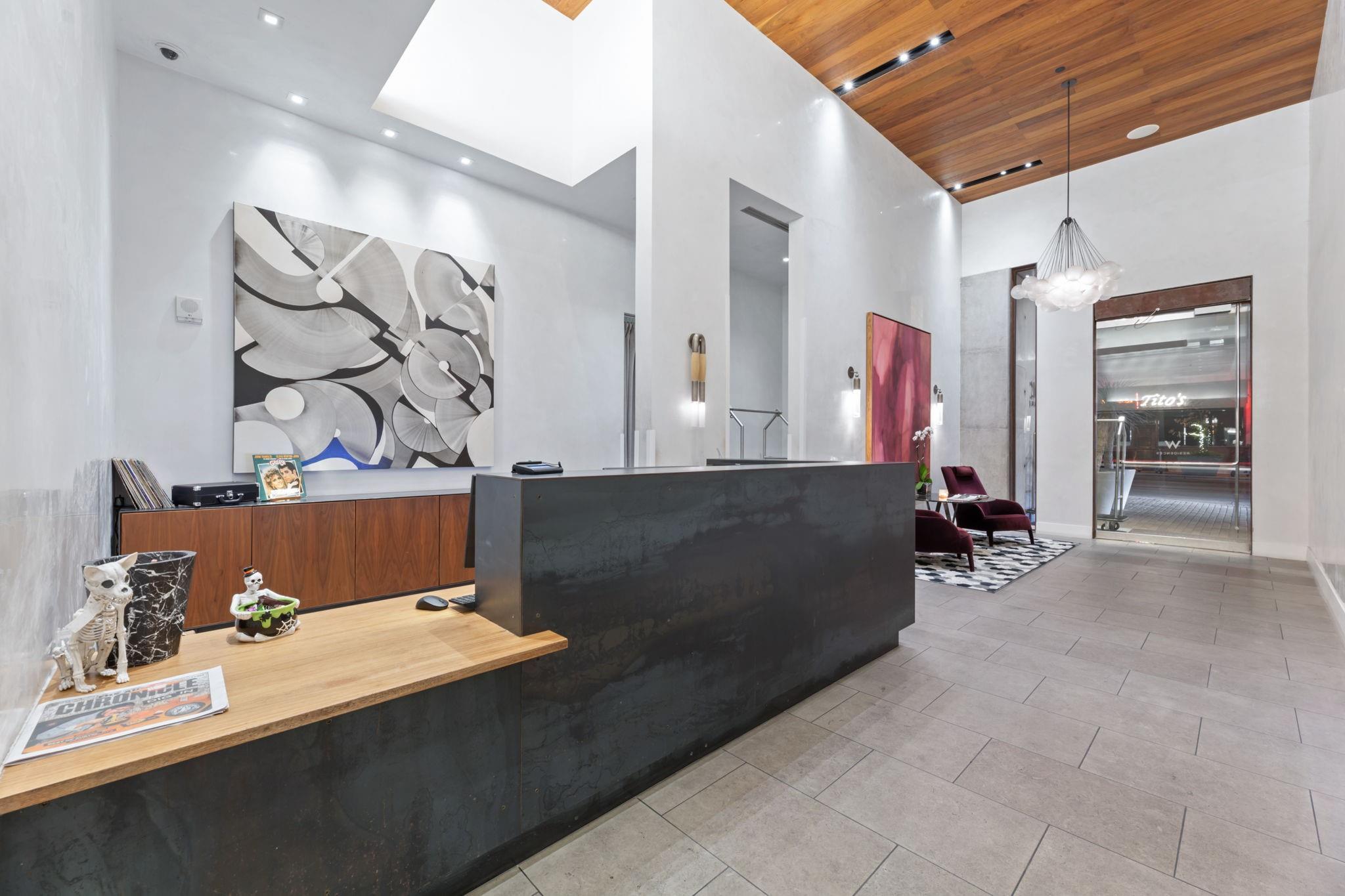 210 Lavaca St # 1902, Austin, TX 78701