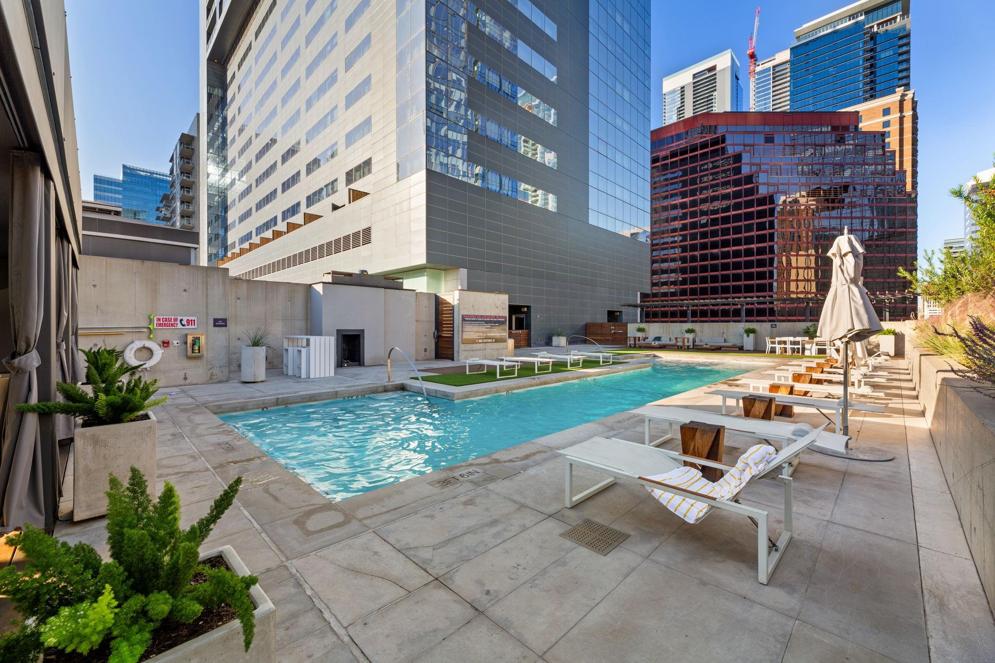 210 Lavaca St # 1902, Austin, TX 78701