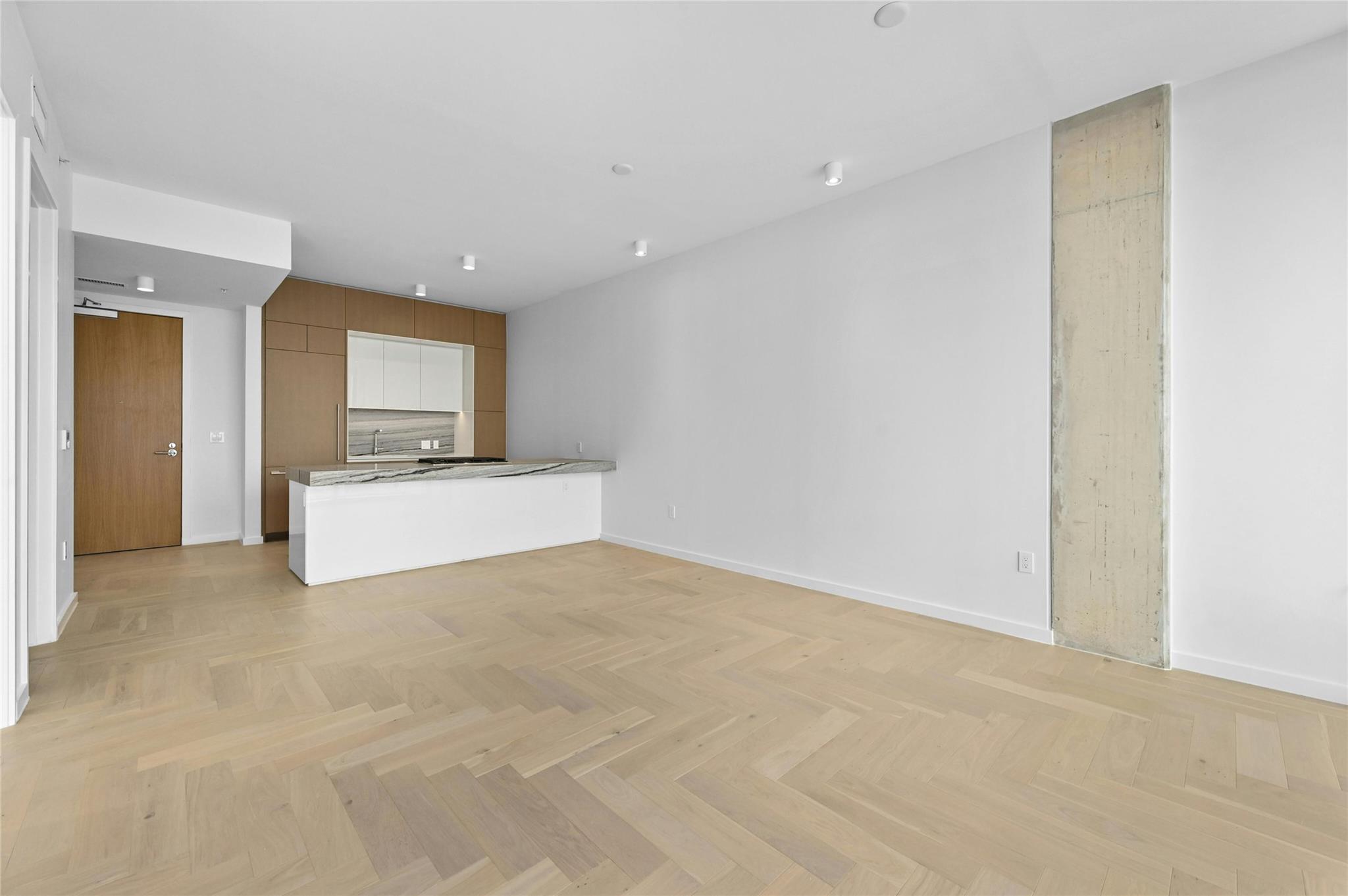 313 W 17th St # 1702, Austin, TX 78701