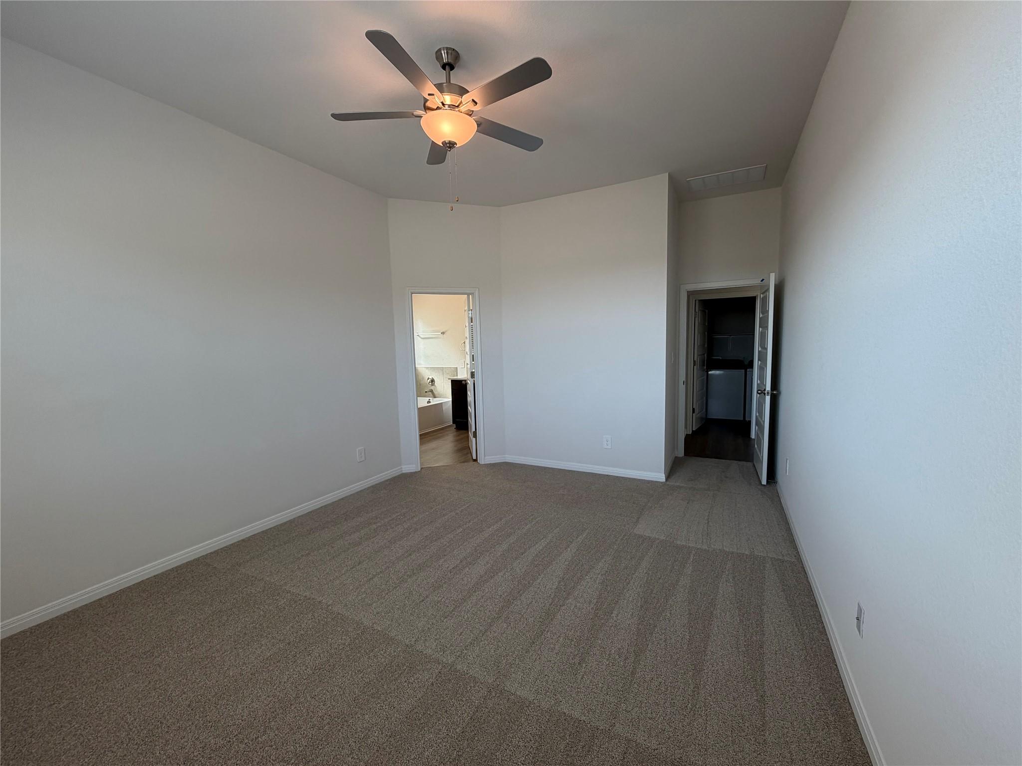 120 Divisadero Dr, Hutto, TX 78634