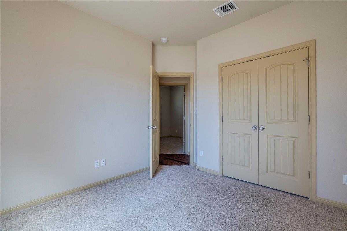 909 County Road 342, Granger, TX 76530