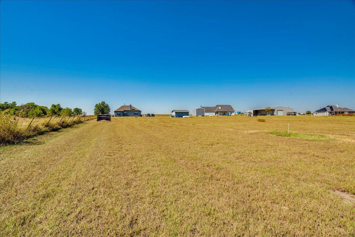 909 County Road 342, Granger, TX 76530