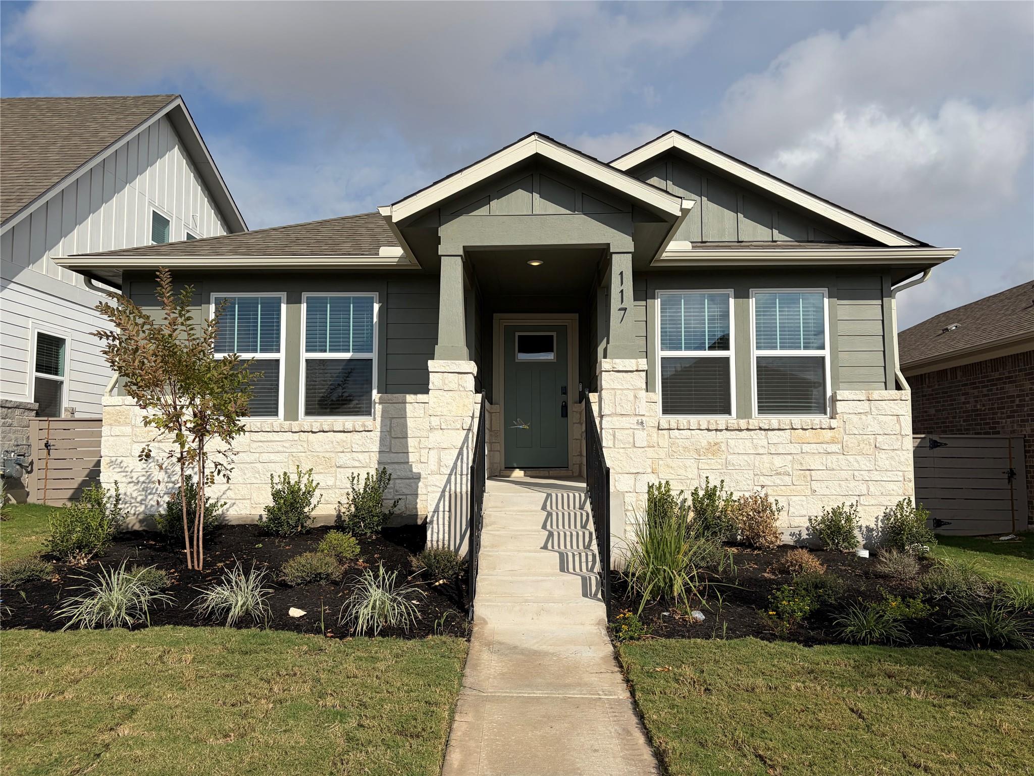 117 Rock Daisy Trl, Hutto, TX 78634