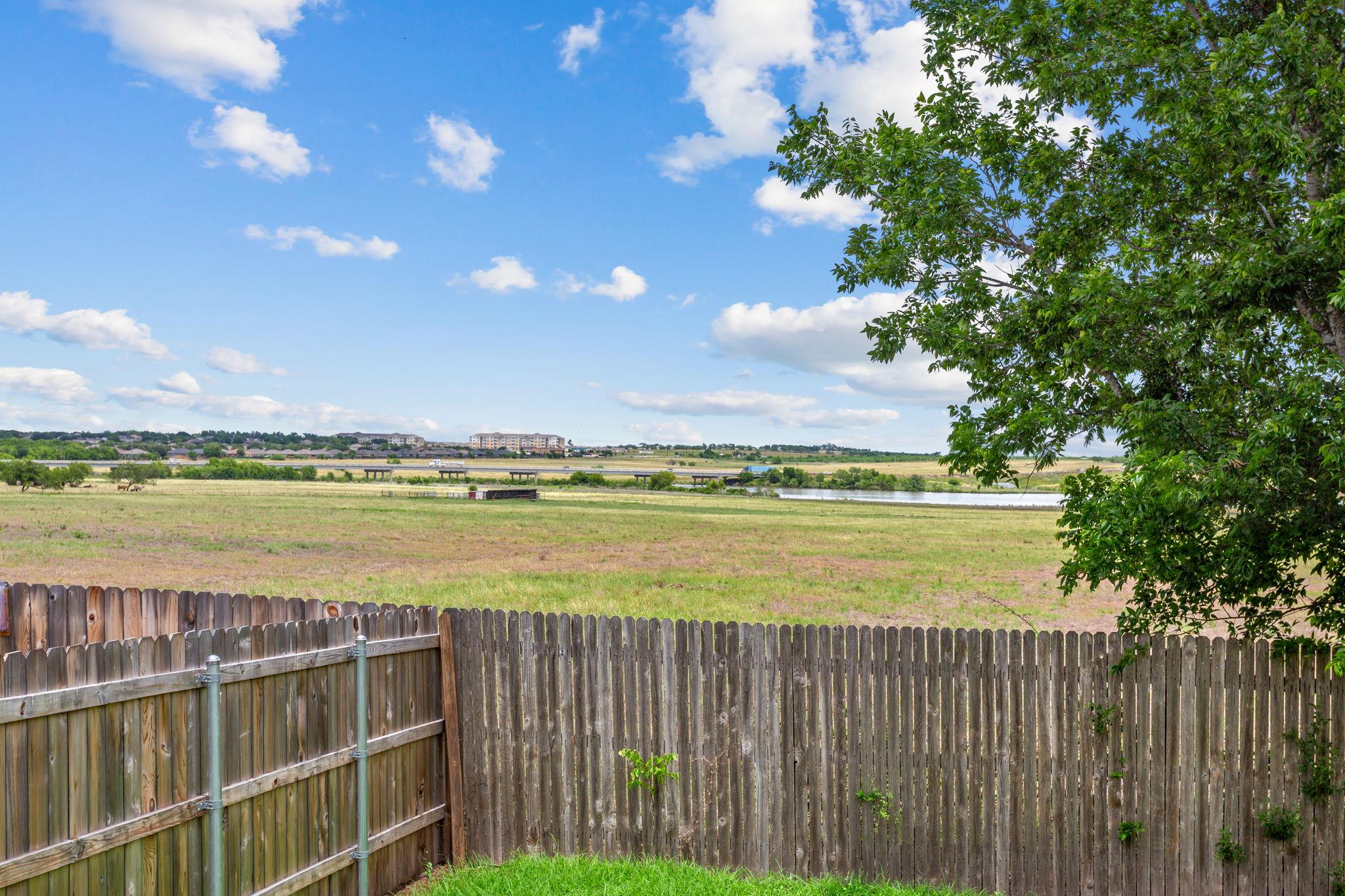 410 Brazoria Trl, San Marcos, TX 78666