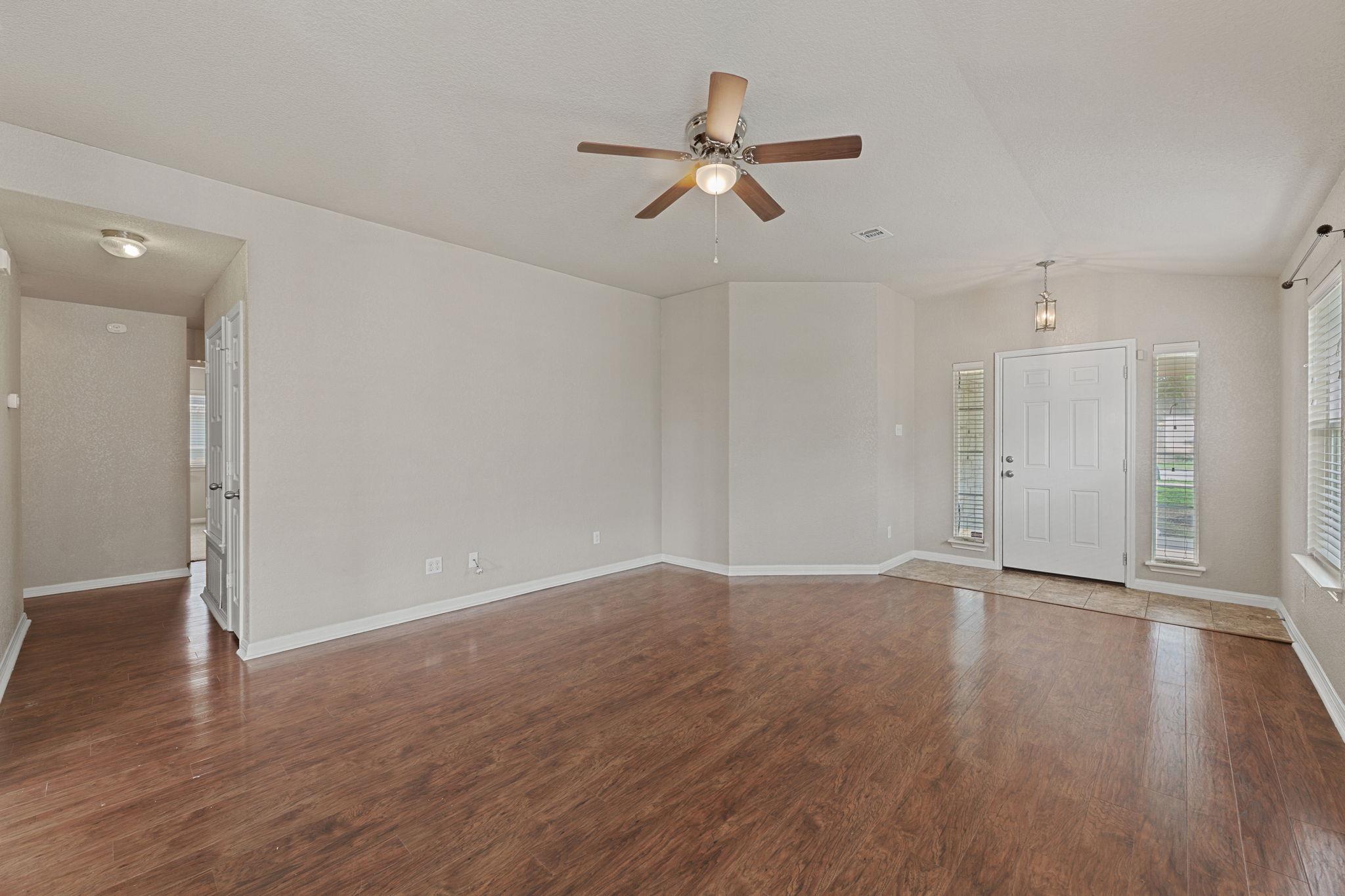 410 Brazoria Trl, San Marcos, TX 78666