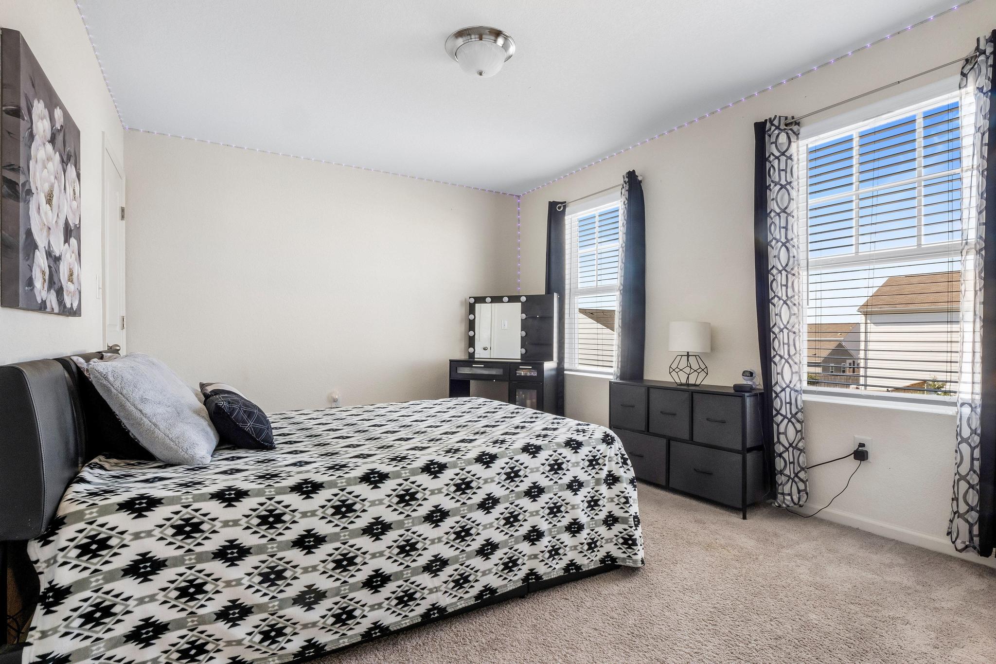 101 Magnum Force Dr, Jarrell, TX 76537