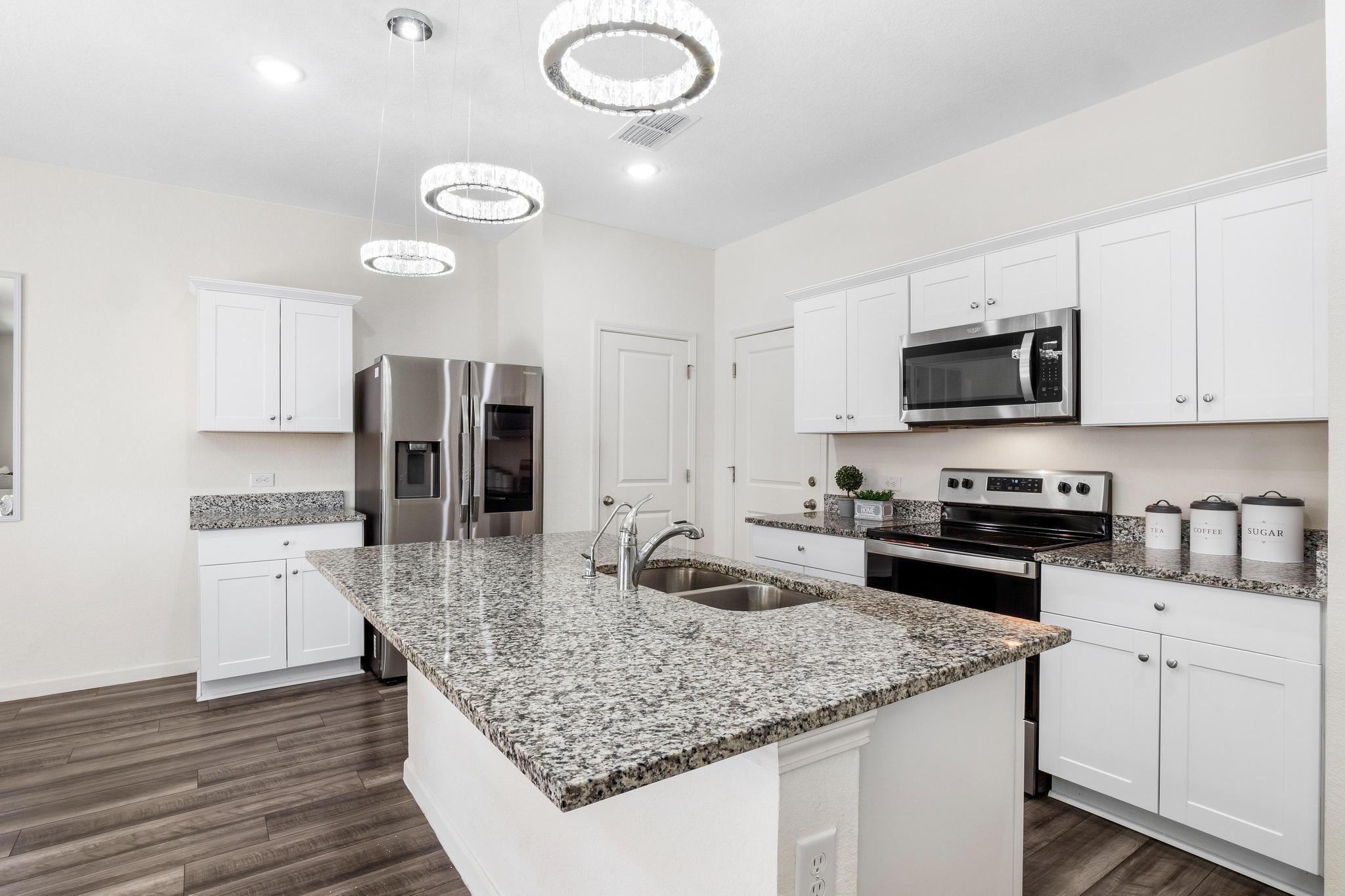 101 Magnum Force Dr, Jarrell, TX 76537