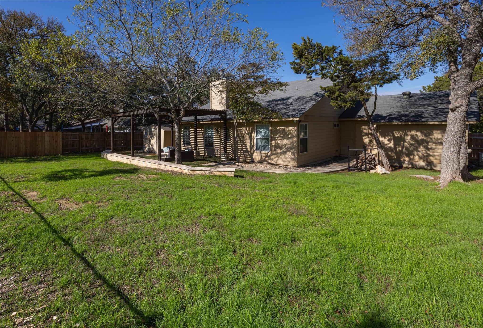 27 Deer Ridge Rd, Wimberley, TX 78676