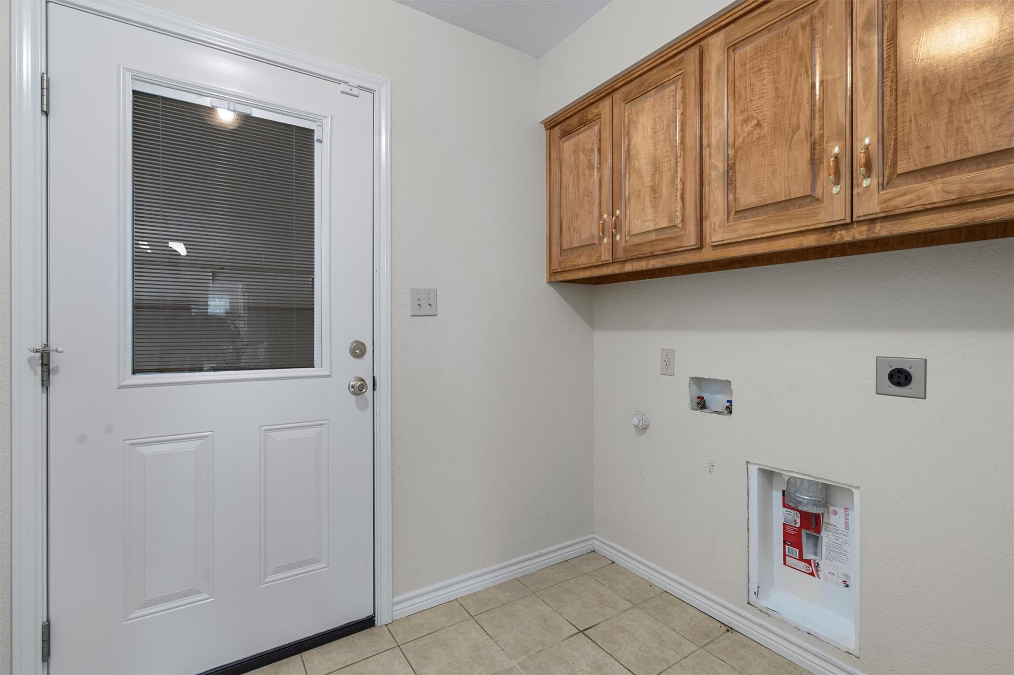 27 Deer Ridge Rd, Wimberley, TX 78676