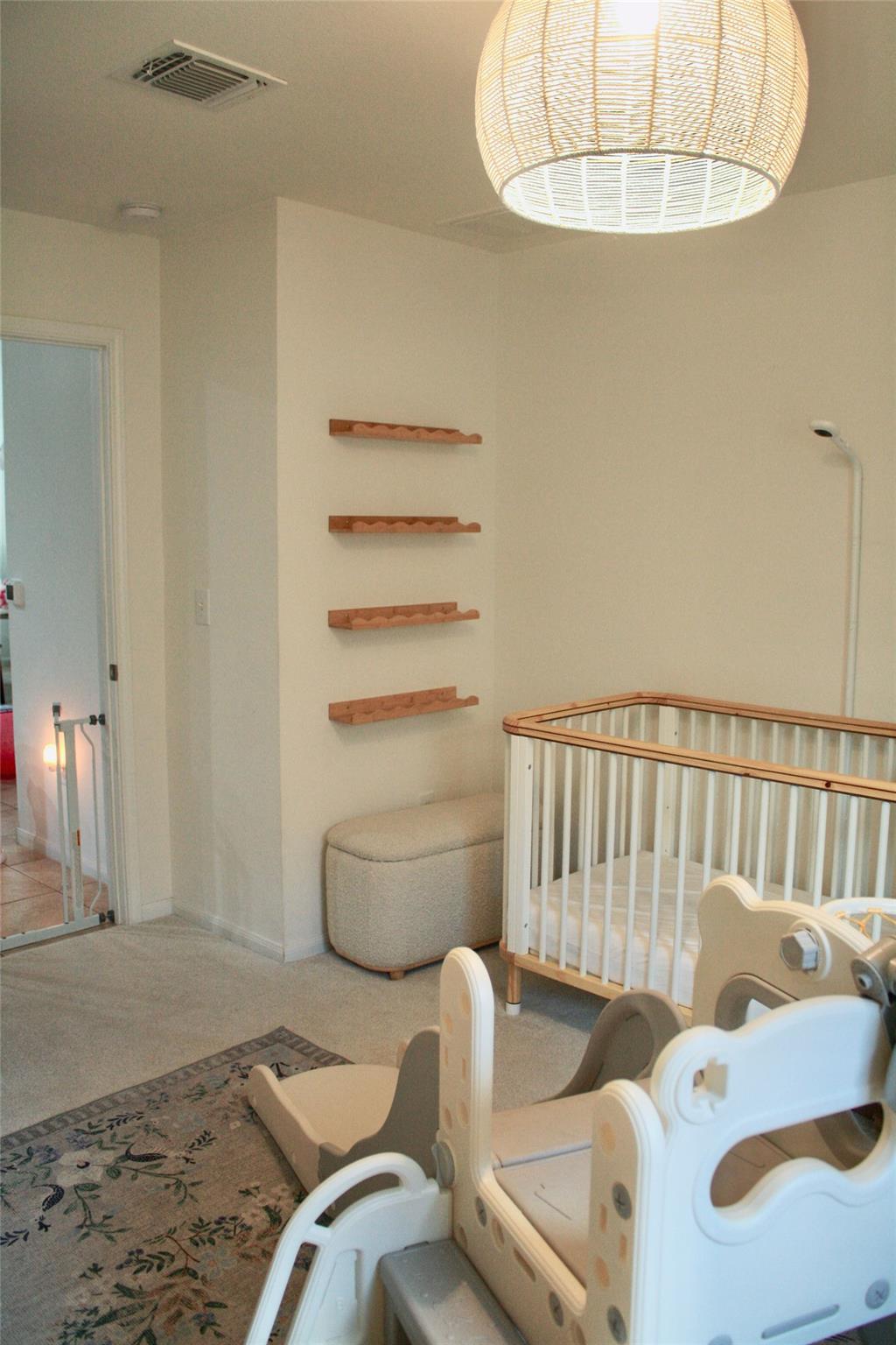 2209 Bettylou Ln, Austin, TX 78754