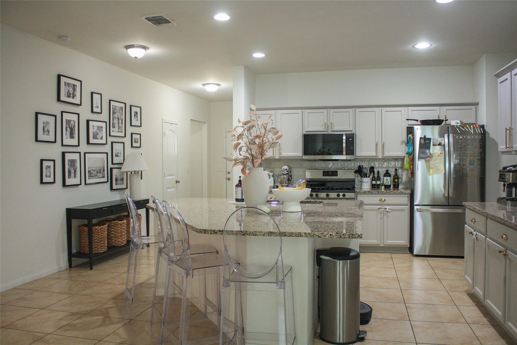 2209 Bettylou Ln, Austin, TX 78754