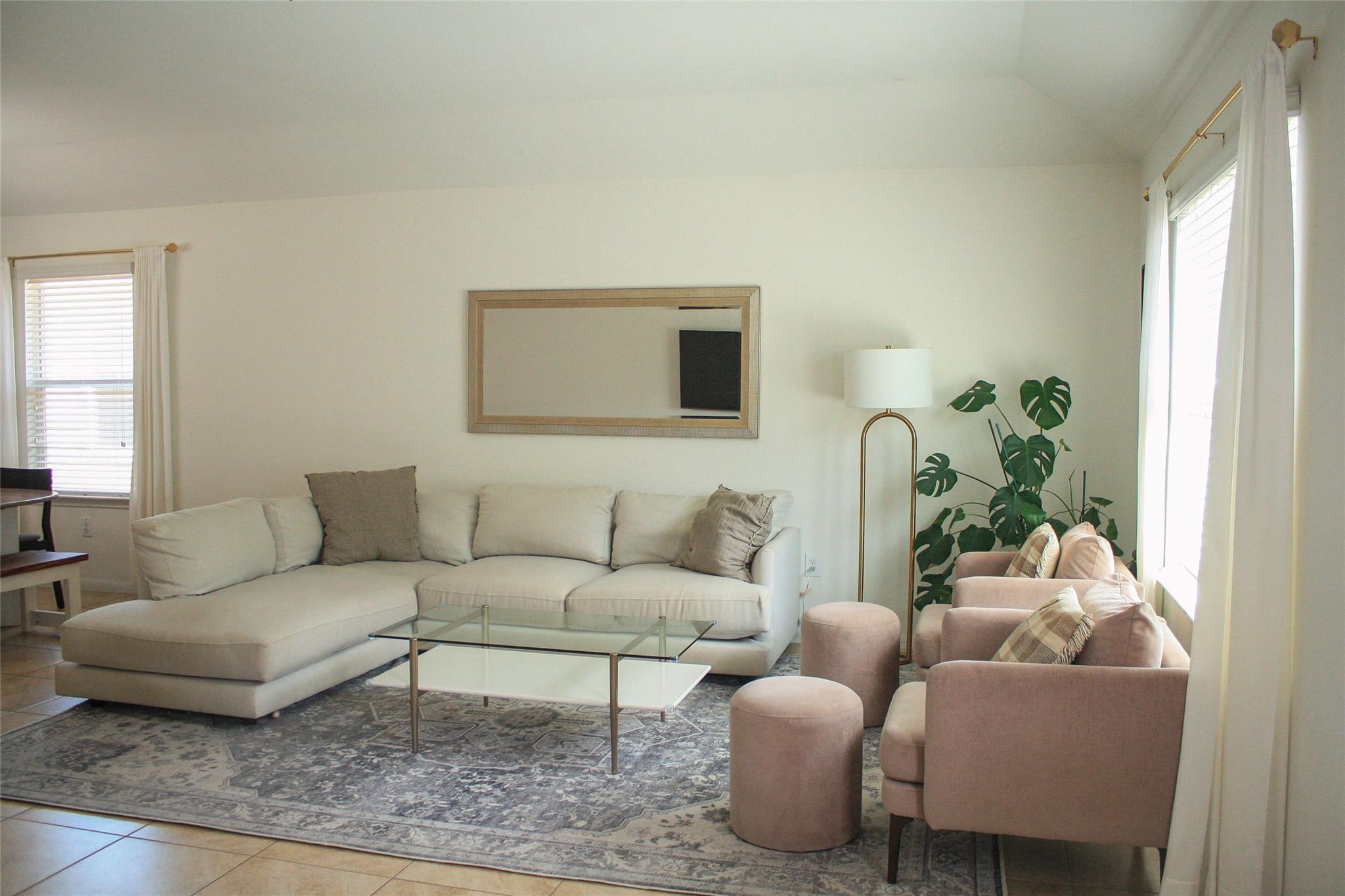 2209 Bettylou Ln, Austin, TX 78754