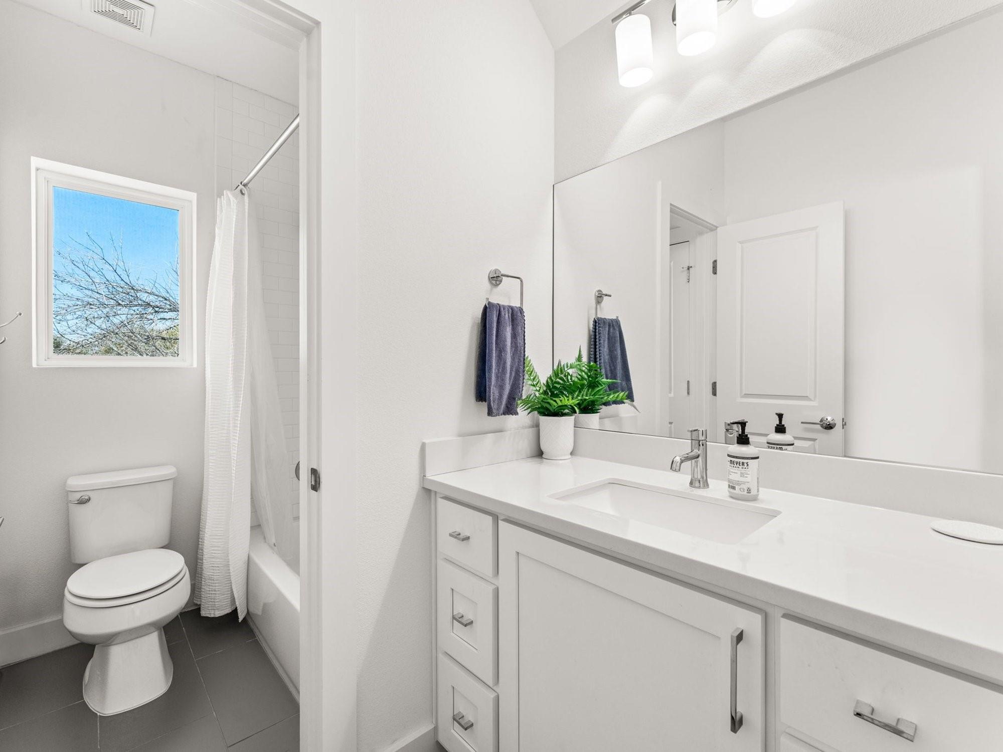 3711 Garden Villa Ln # A, Austin, TX 78704