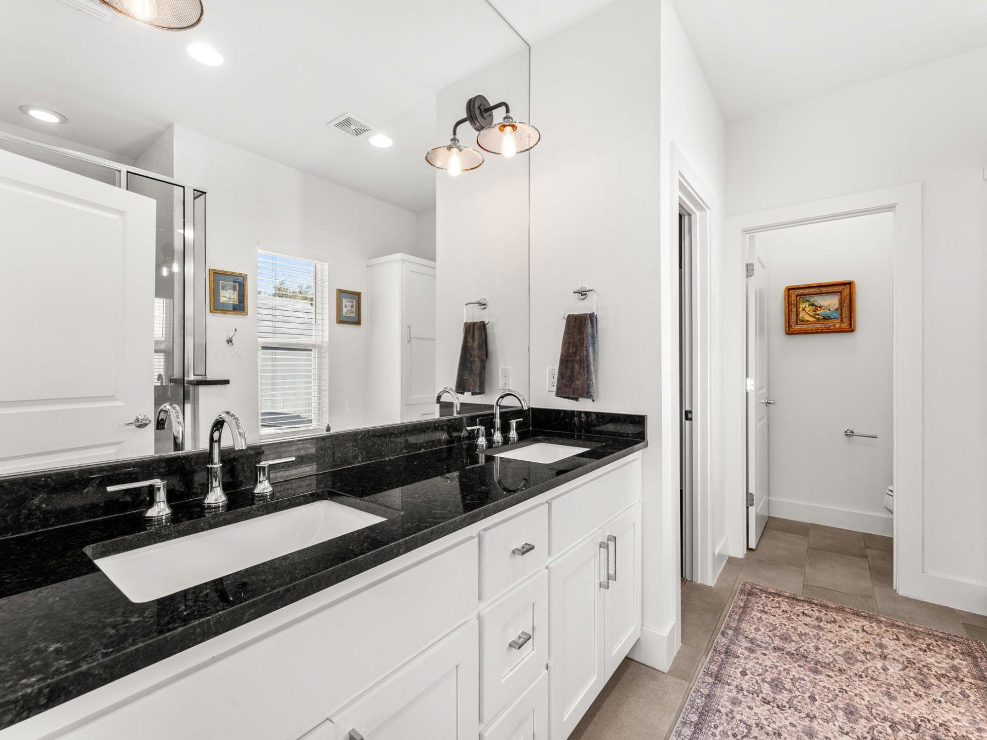 3711 Garden Villa Ln # A, Austin, TX 78704