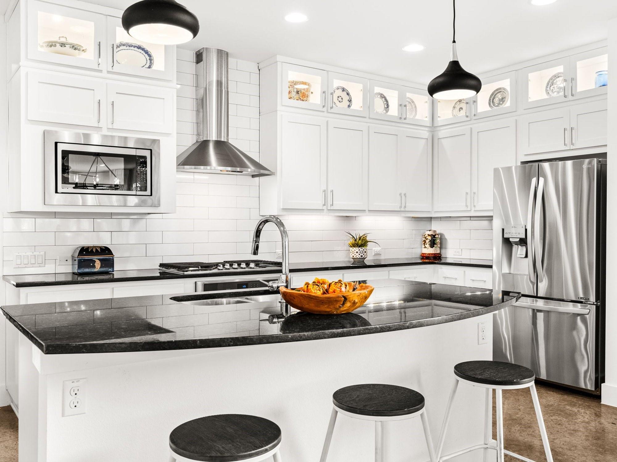 3711 Garden Villa Ln # A, Austin, TX 78704