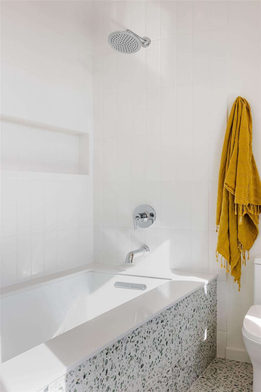 2112 Lawnmont Ave, Austin, TX 78756