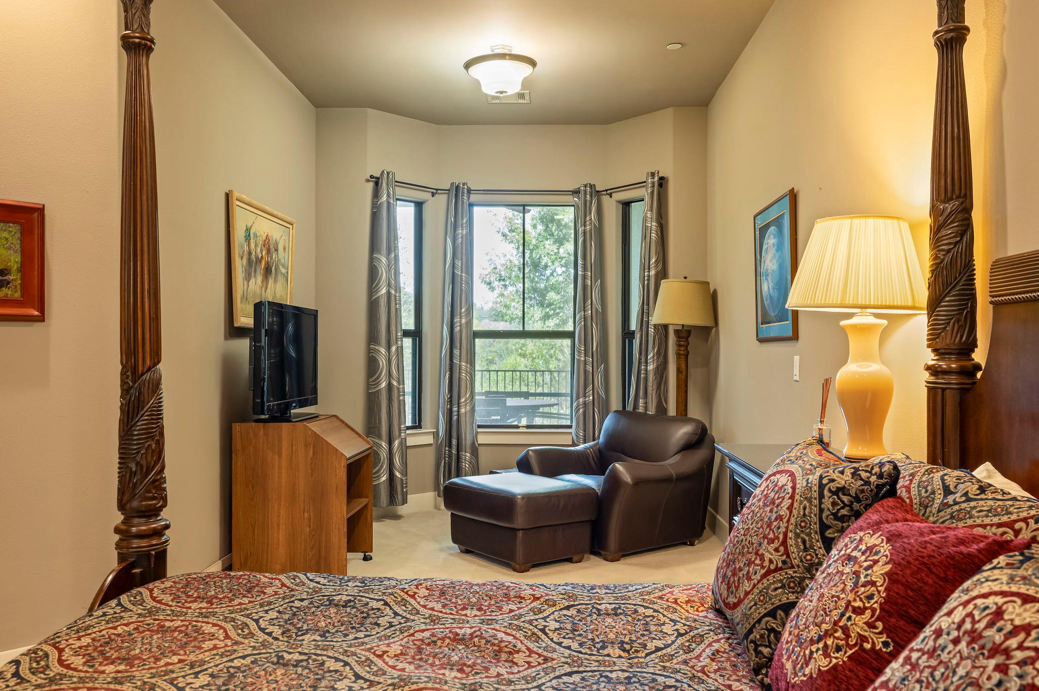 8200 Southwest Pkwy # 306, Austin, TX 78735