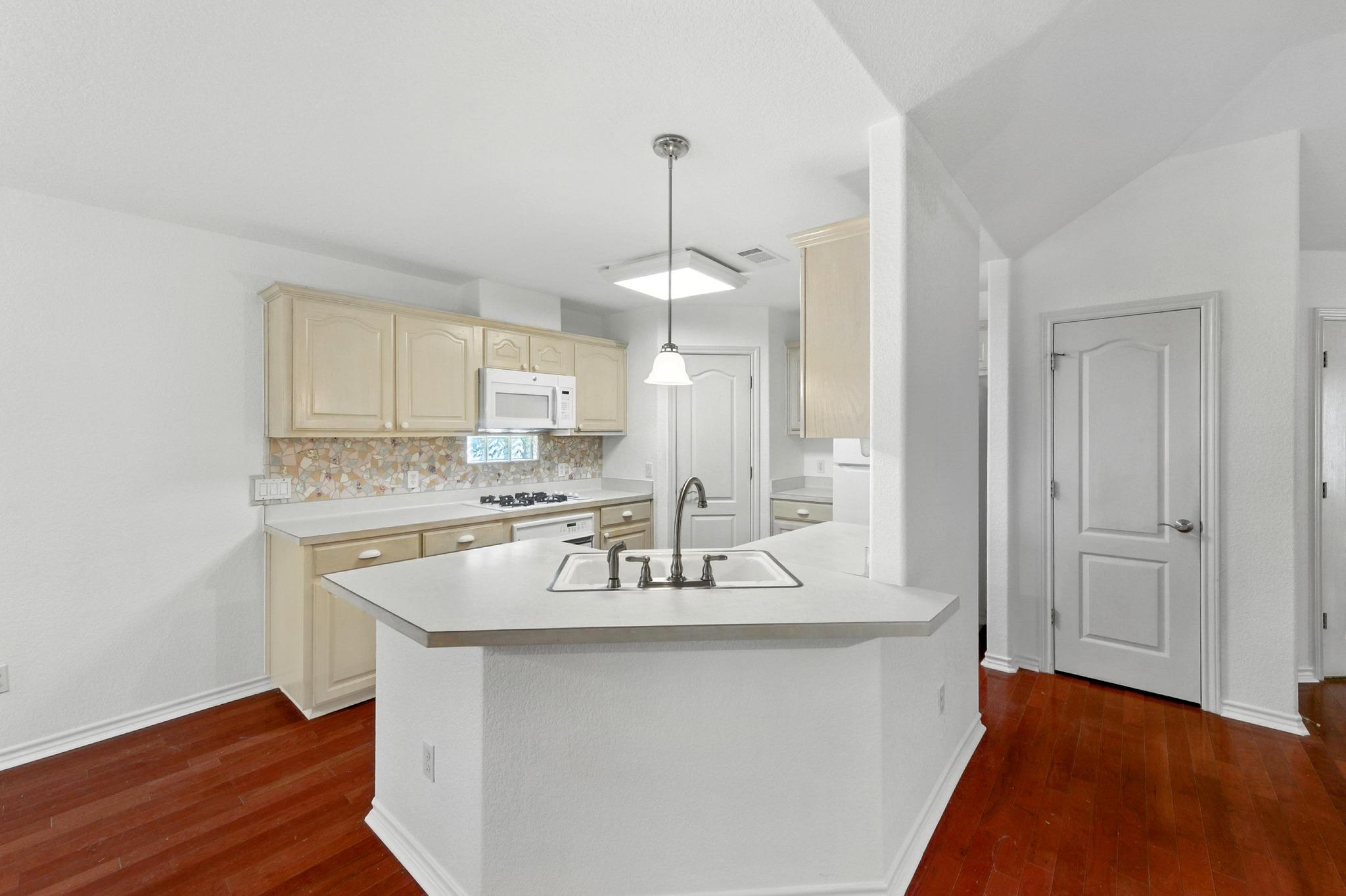 125 Melissa Ct, Georgetown, TX 78628